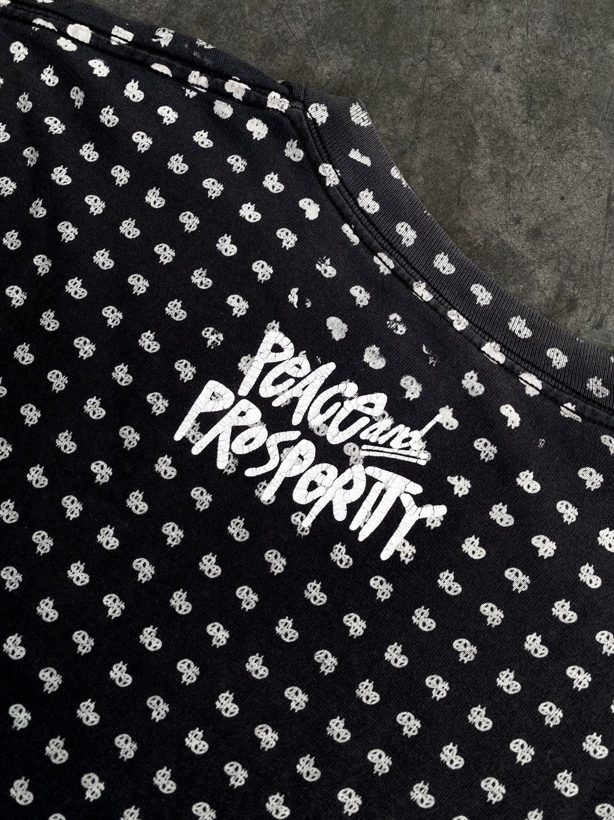 Stussy Vintage stussy peace & prosperity fullprint tshirt Size US L / EU 52-54 / 3 - 6 Thumbnail