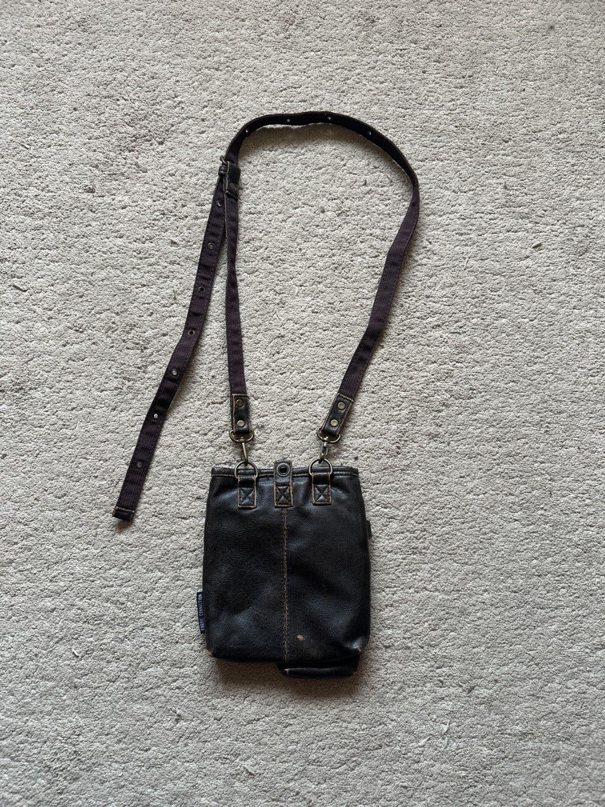 Japanese Brand 2000s Fabric Connection Cross logo Leather Sling Bag Size ONE SIZE - 13 Thumbnail
