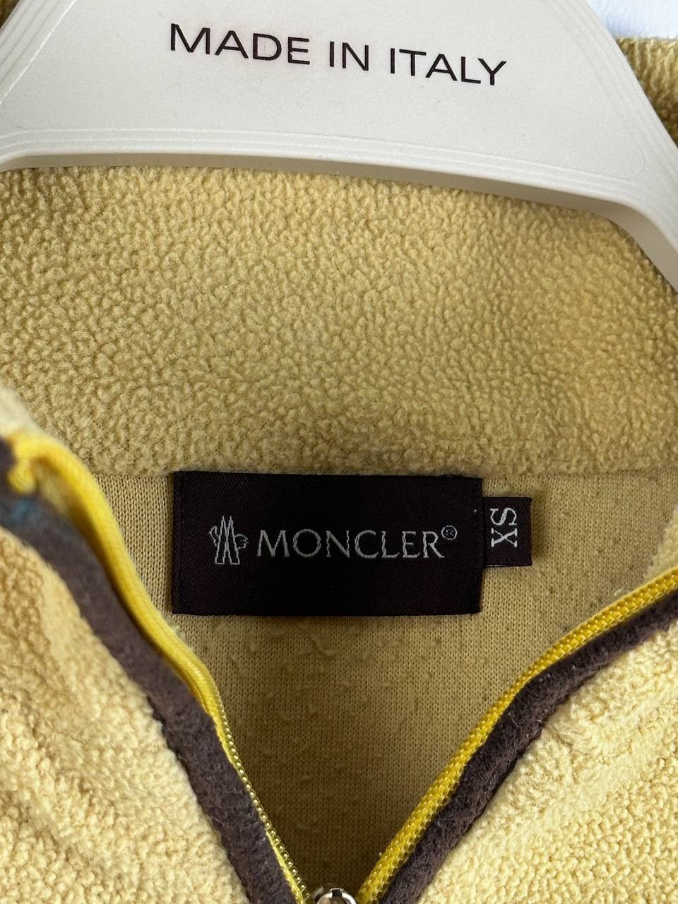 Moncler × Vintage Moncler Vintage Yellow Fleece Full Zip Sweater Size XS / US 0-2 / IT 36-38 - 8 Thumbnail