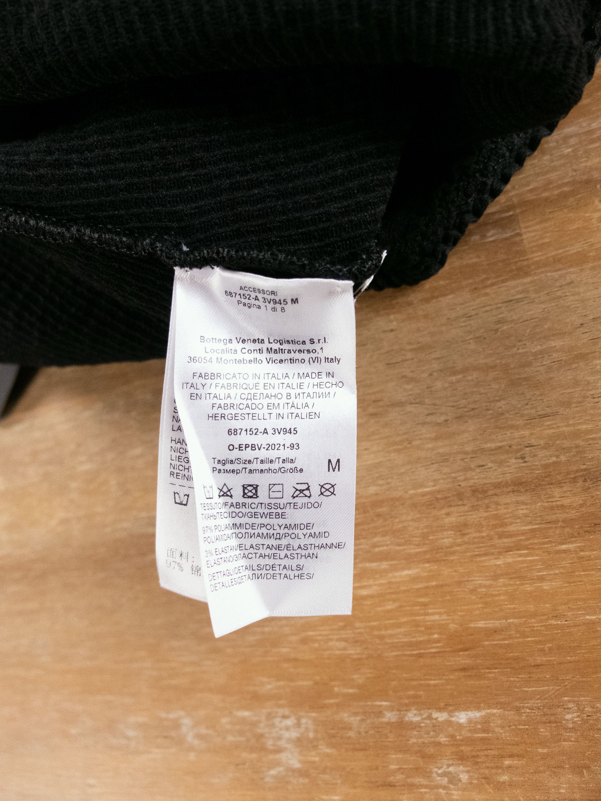 Bottega Veneta BOTTEGA VENETA crinkle black one piece swimsuit swimwear 42 Size 28" / US 6 / IT 42 - 10 Thumbnail
