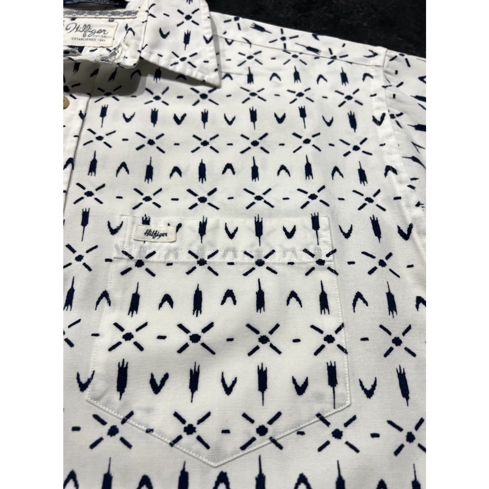Vintage Hilfiger Surf Co. Button Up Men's Vintage Short Sleeve Shirt M White Medium Mens Size US M / EU 48-50 / 2 - 3 Thumbnail