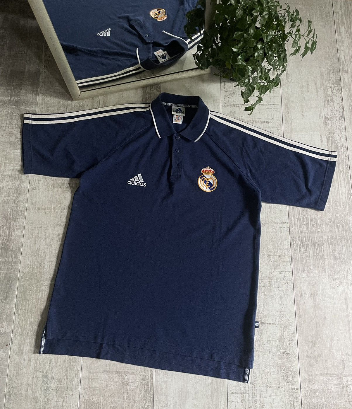 Adidas × Vintage Vintage Adidas Real Madrid 1999 Polo Tee Jersey Size US M / EU 48-50 / 2 - 1 Thumbnail