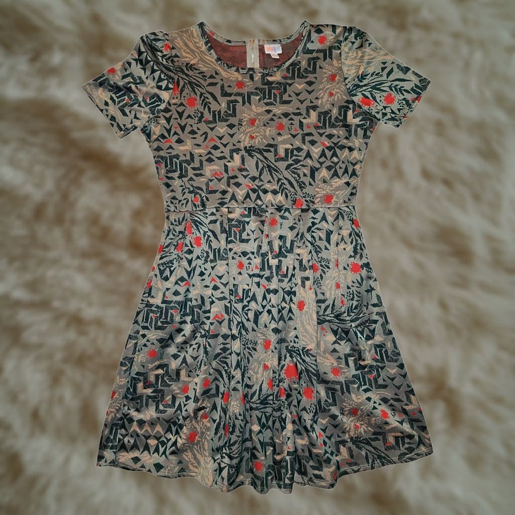 Vintage LuLaRoe Dress Women's 3XL Green Fit & Flare Geometric Knee Length Short Sleeve Zip Dress, Bohemian, Spring Summer, Plus Size Size XXL / US 16-18 / IT 52-54 - 1 Thumbnail