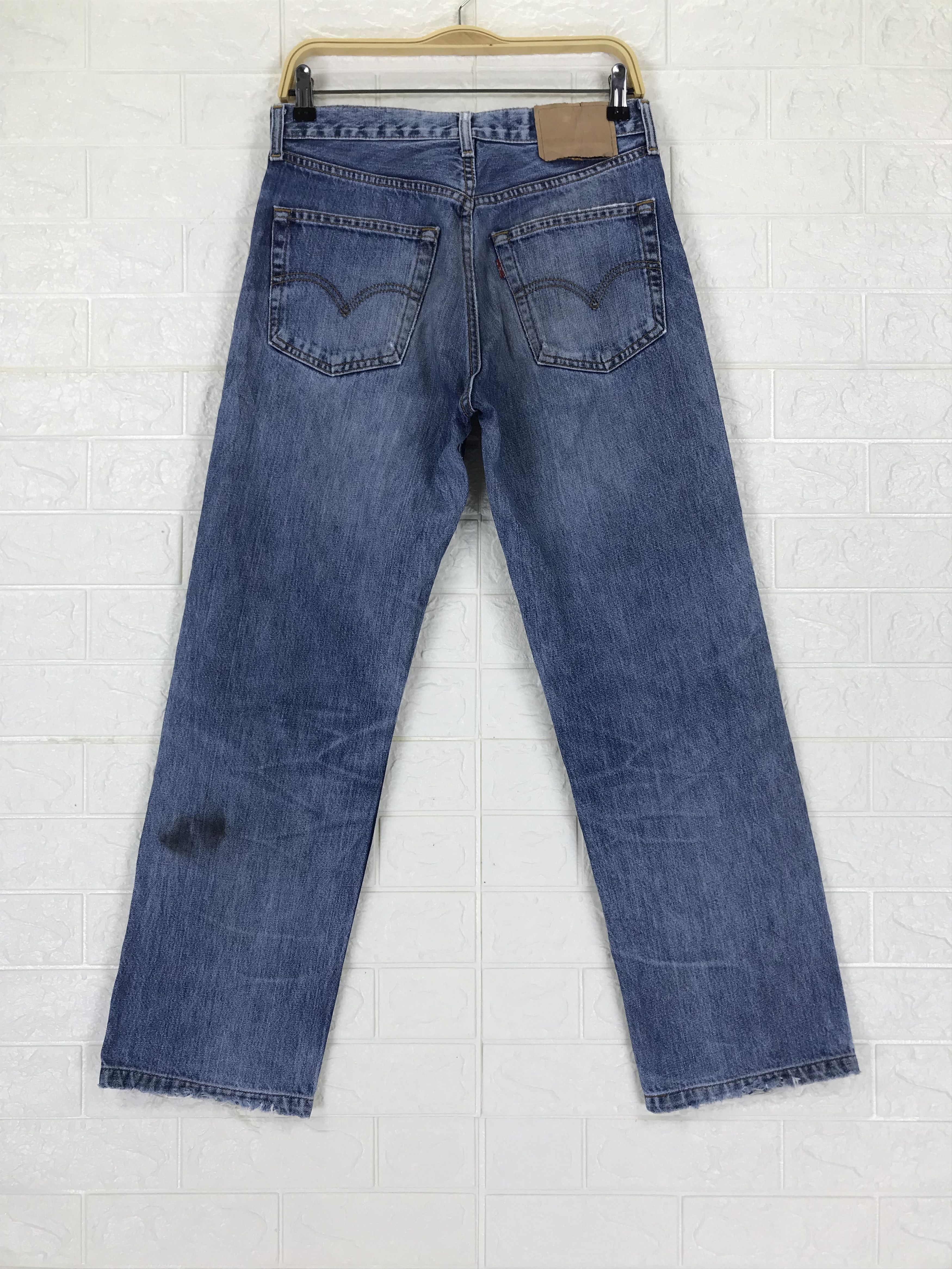 Levi's Vintage Levi's 505 Faded Blue Jeans Distressed Denim Size US 30 / EU 46 - 5 Thumbnail