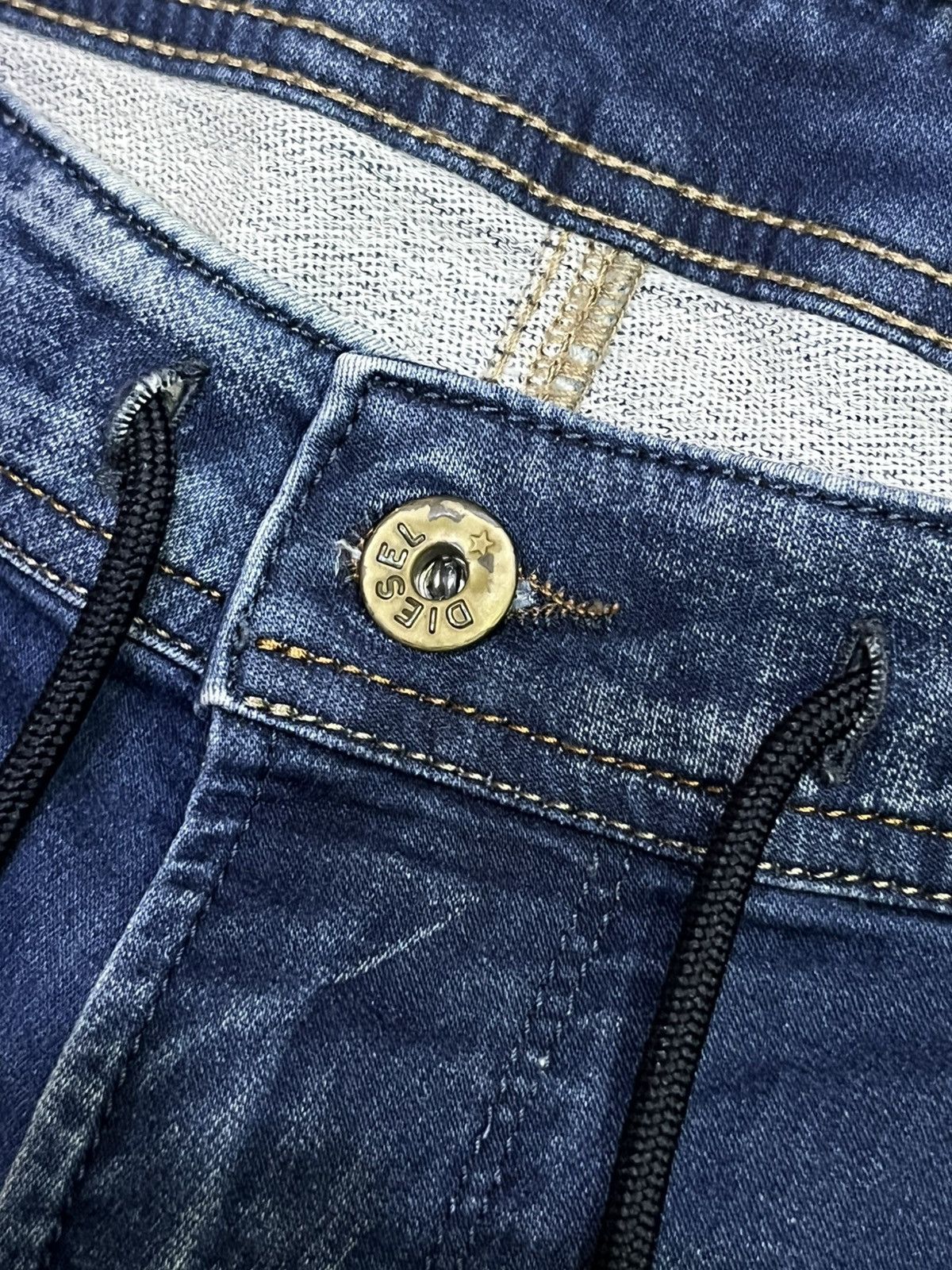 Diesel DIESEL ITALY Grunge Ripped Drawstring Waist Denim Sweatpants Size US 31 - 7 Thumbnail