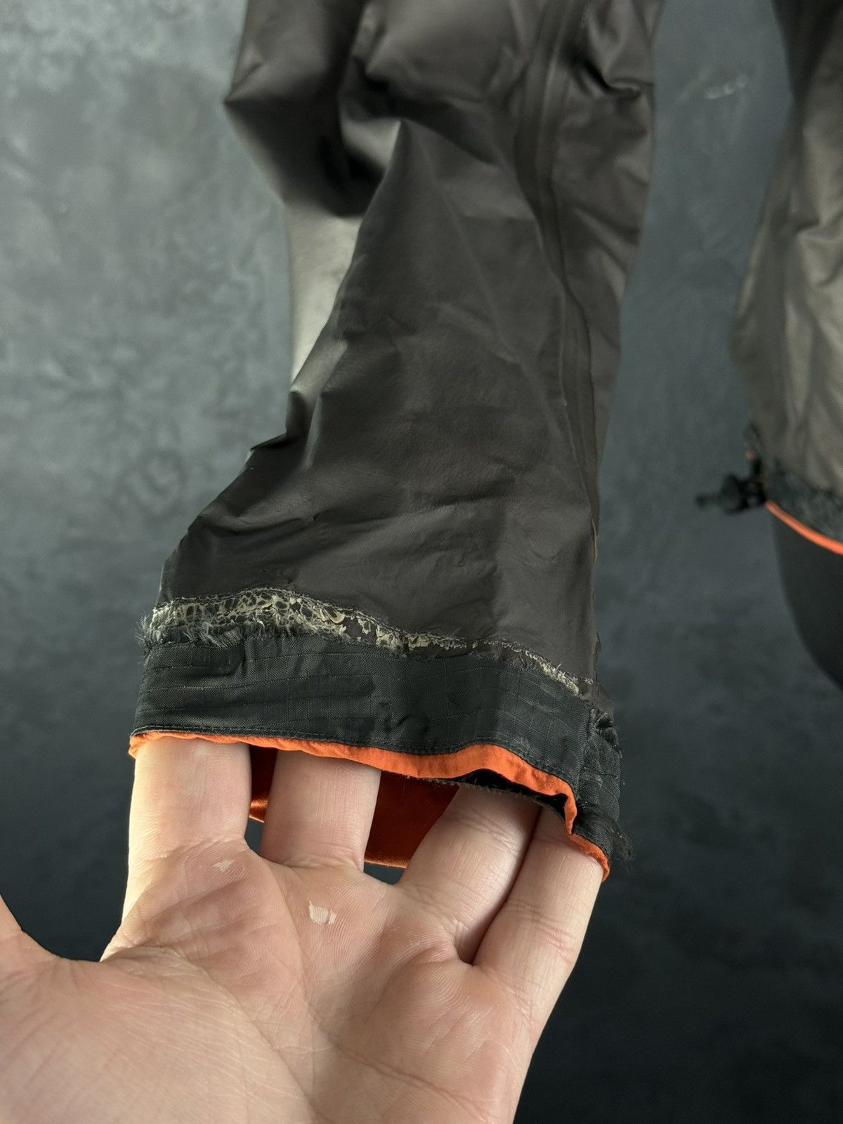 Arc'teryx Vintage Arc'teryx Alpha SI Goretex Jacket Size S / US 4 / IT 40 - 15 Thumbnail