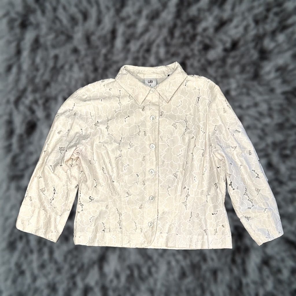 Vintage Cabi Portrait Spring Floral Eyelet Full Button Shirt Jacket - Medium Size M / US 6-8 / IT 42-44 - 1 Thumbnail