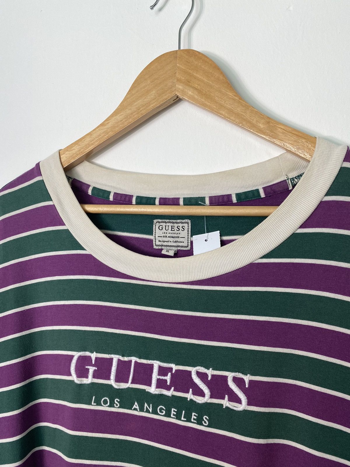 Guess Guess Classic Stripe T-shirt Size US XL / EU 56 / 4 - 2 Thumbnail