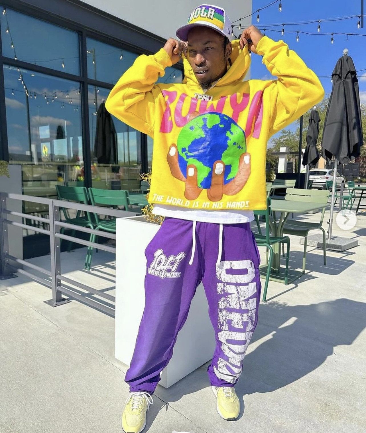 Hypebeast 1 of 1 Men’s Vol. 1 Sweatpants size small Size US 28 / EU 44 - 1 Thumbnail