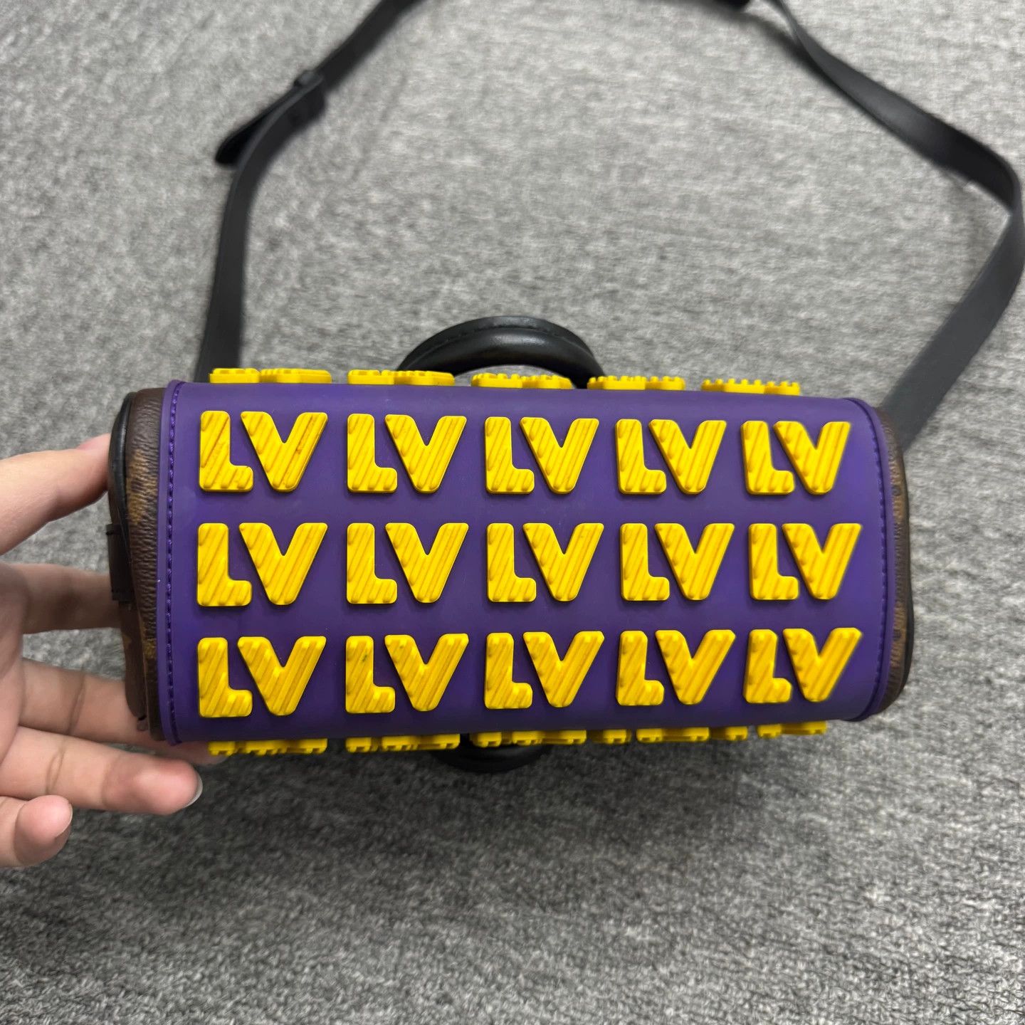 Louis Vuitton lv Runway Keepall Collab Crossbody Bag 95New 21x9x12cm Size ONE SIZE - 2 Thumbnail