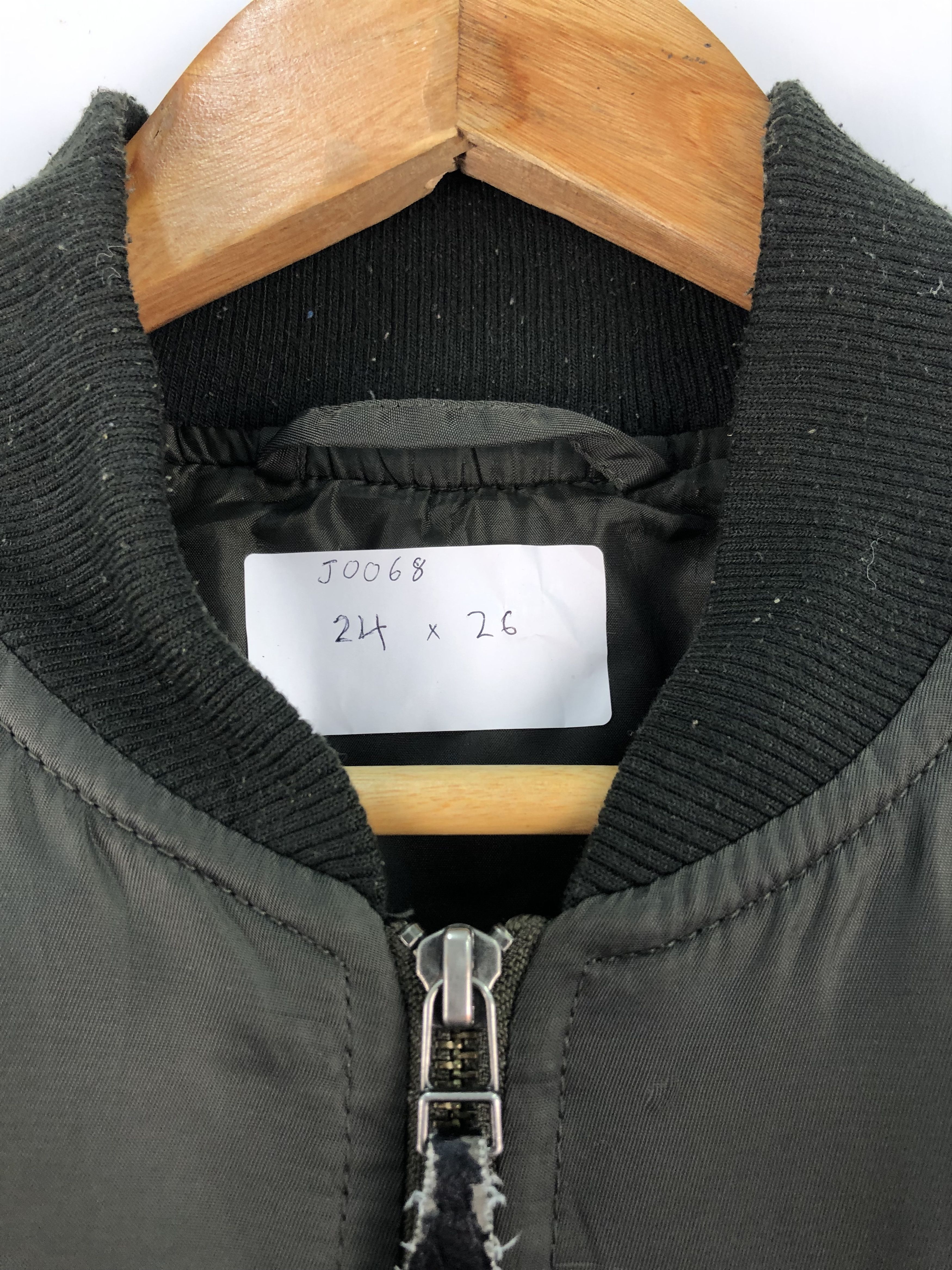 Japanese Brand Japanese Brand GU Bomber Jacket Military Style J0068 Size US XL / EU 56 / 4 - 4 Thumbnail
