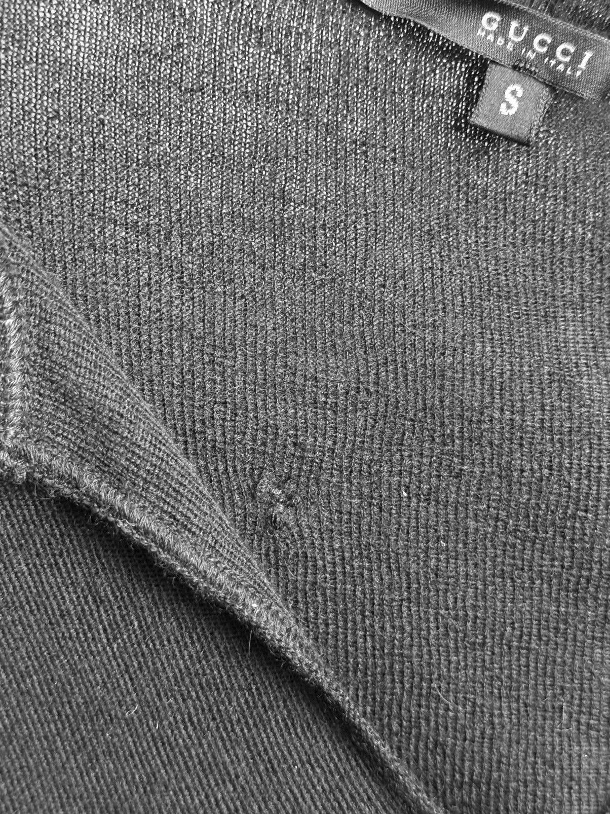 Gucci Tom Ford for Gucci cashmere sweater with a deep neckline Size S / US 4 / IT 40 - 7 Thumbnail