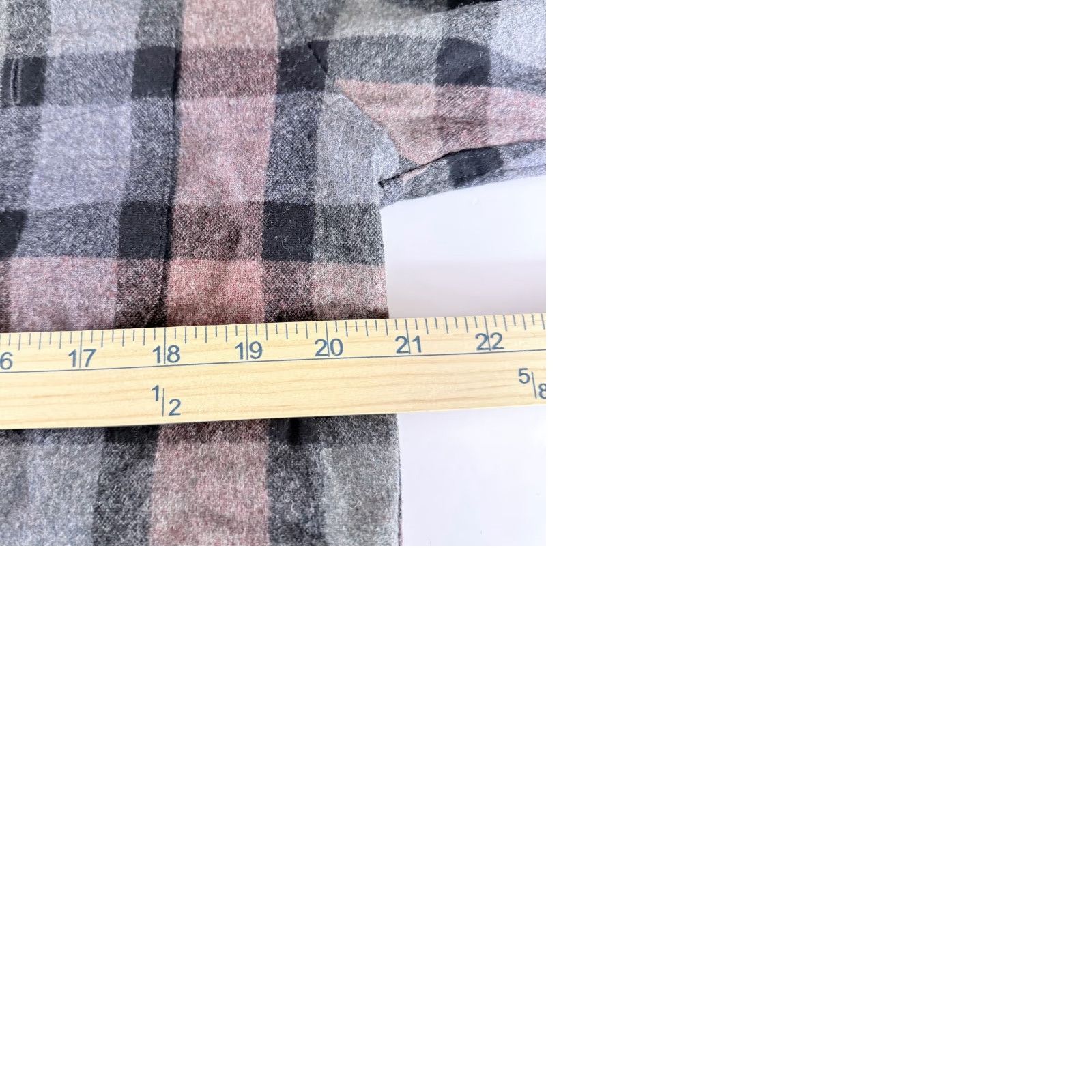 Pendleton VINTAGE Pendleton Shirt Gray Plaid Elbow Patch Men's Medium Size US M / EU 48-50 / 2 - 9 Thumbnail