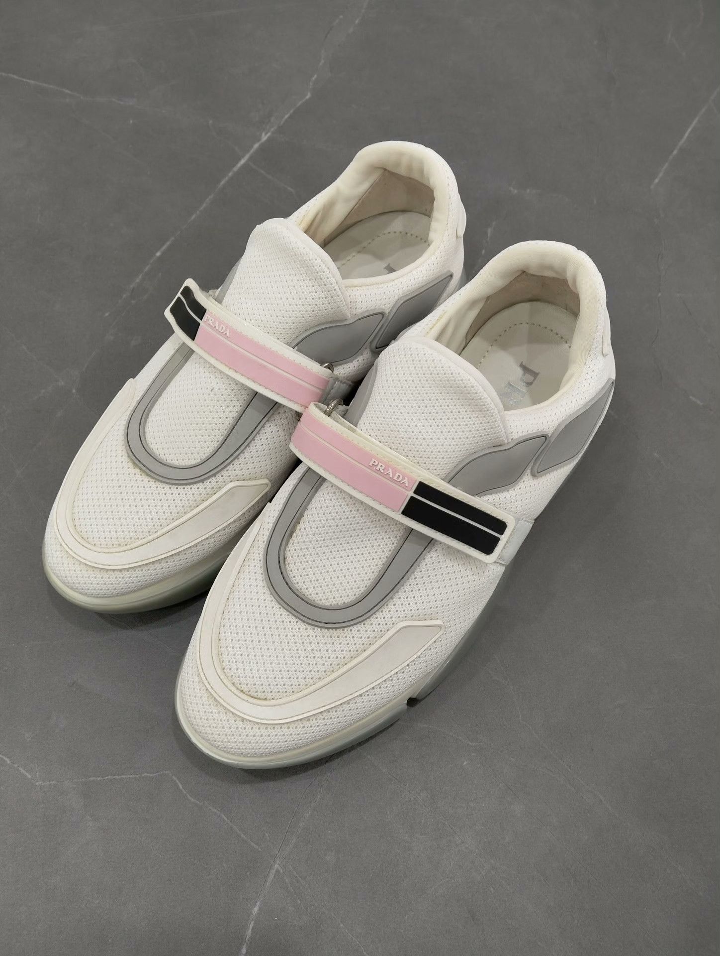 Prada Prada Lowtop Sneakers 36 Women Size US 6 / IT 36 - 1 Thumbnail