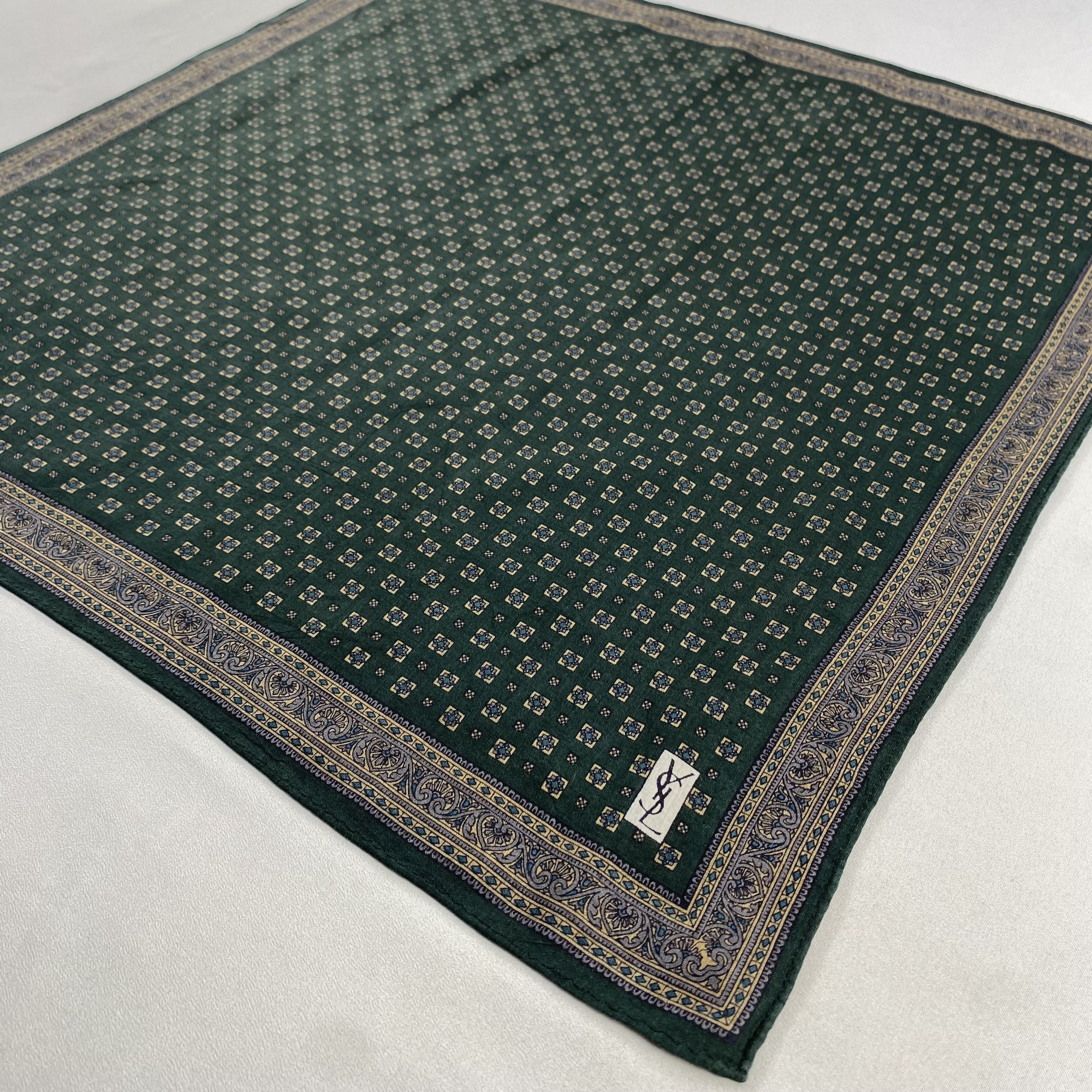 Vintage Yves Saint Laurent Handkerchief / Neckerchief-P1502 Size ONE SIZE - 2 Thumbnail