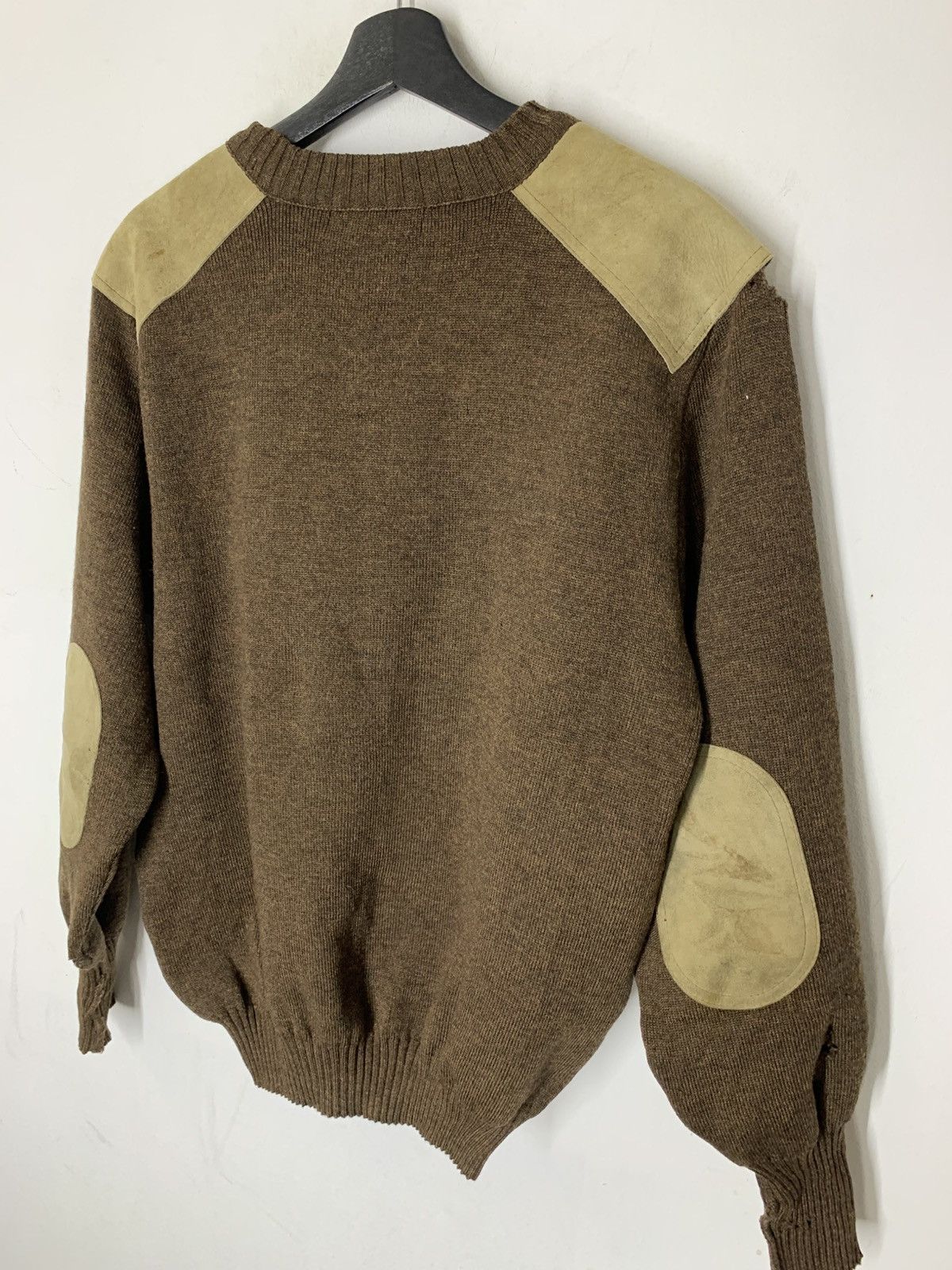 Burberry Prorsum Vintage Burberry’s Made In England Bullet Distress Knitted Size US M / EU 48-50 / 2 - 9 Thumbnail