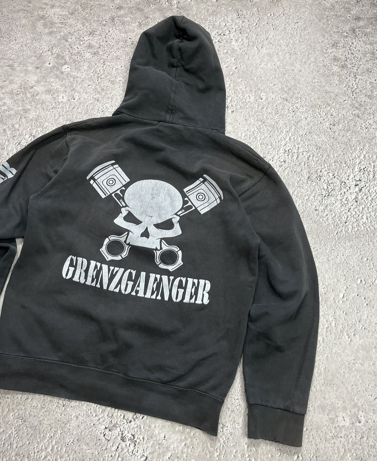 Other Vintage Grenzgaenger Biker Skull Faded Hoodie Size US M / EU 48-50 / 2 - 10 Thumbnail
