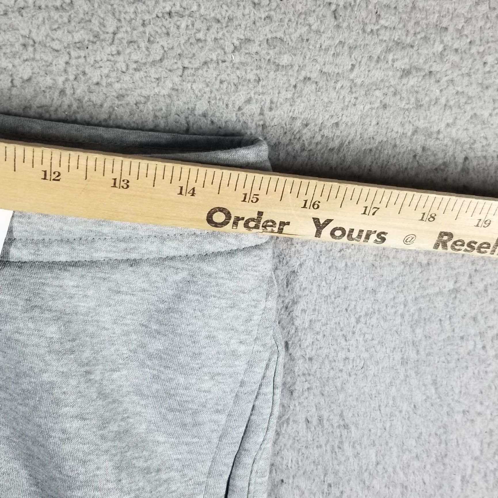 Nike VINTAGE Nike Sportswear Club Fleece Joggers Small Football Swoosh Gray Sweatpants Size US 29 - 6 Thumbnail
