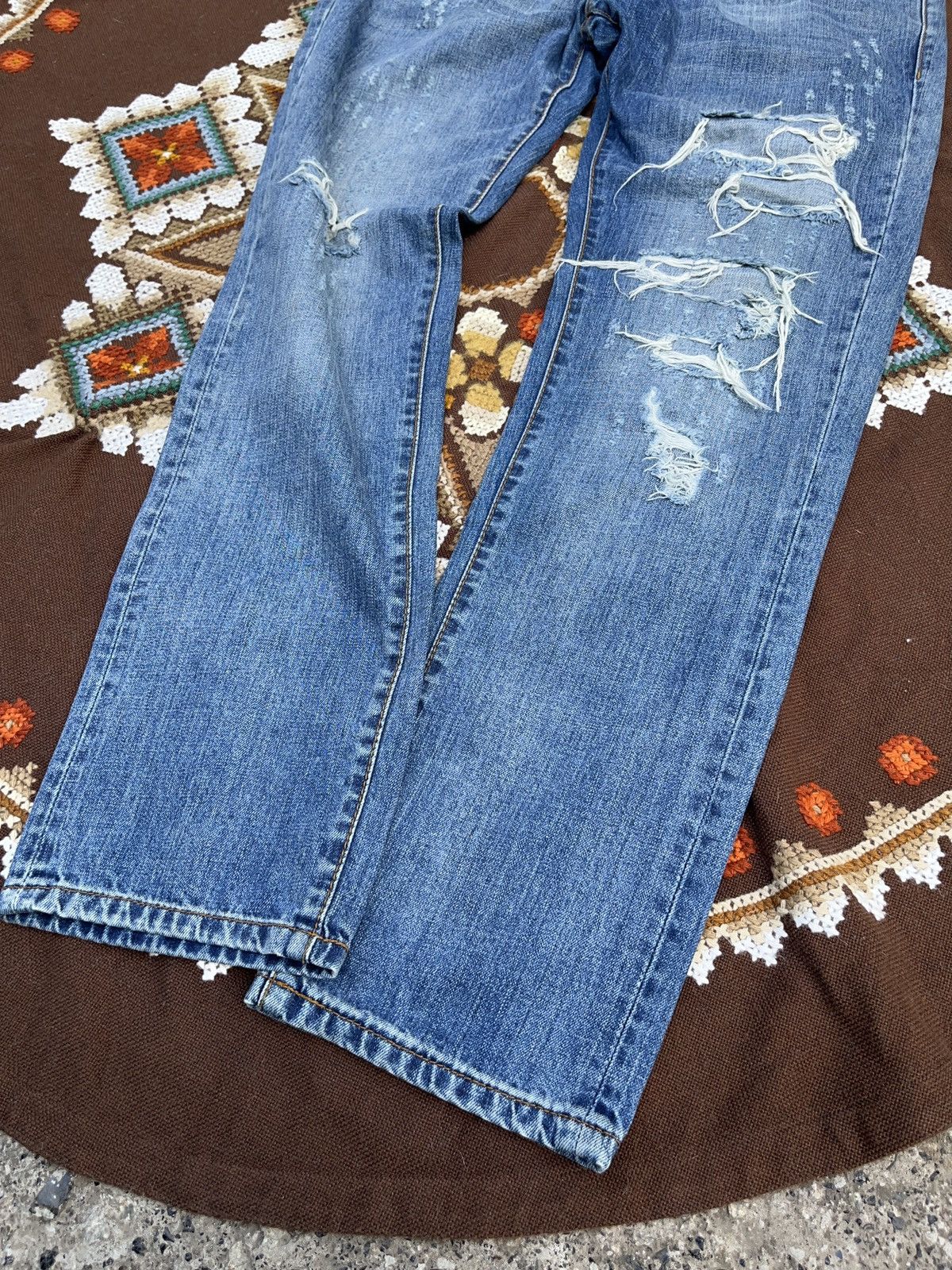 Dolce & Gabbana Vintage Dolce & Gabbana 14 Gold Distressed Denim Style Jeans Size US 34 / EU 50 - 2 Thumbnail