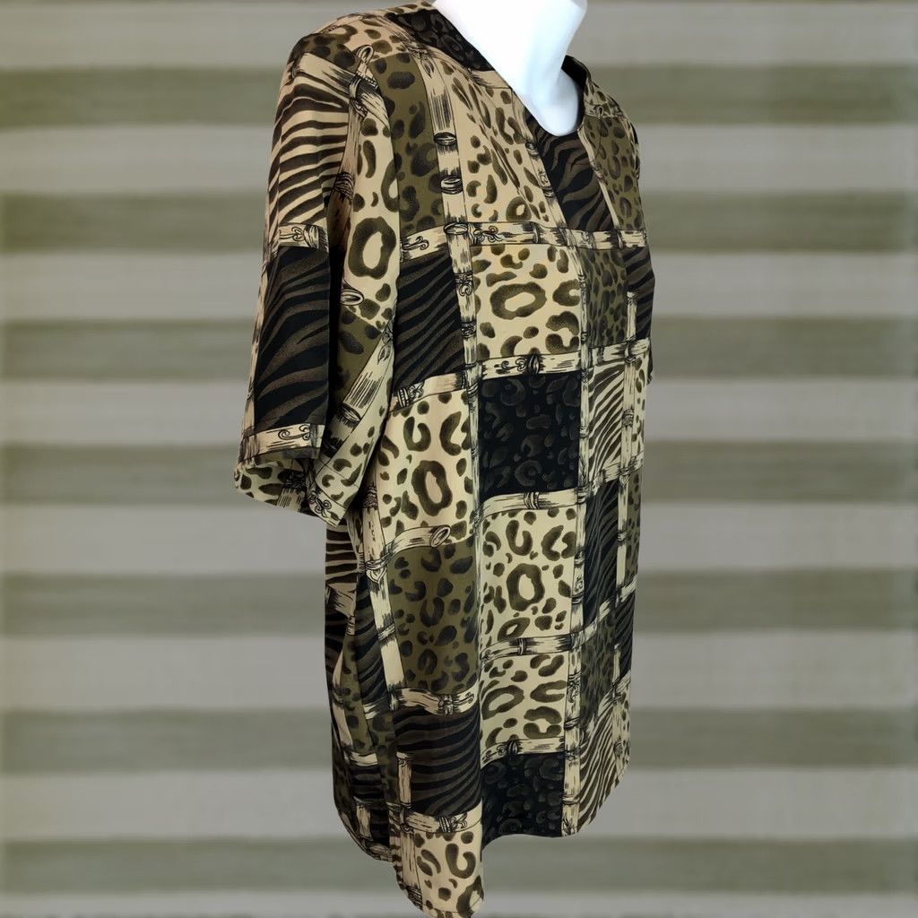 Vintage Vintage Modern Essentials Blouse XL Brown Animal Print Short Sleeves Round Neck Womens Size XL / US 12-14 / IT 48-50 - 1 Thumbnail