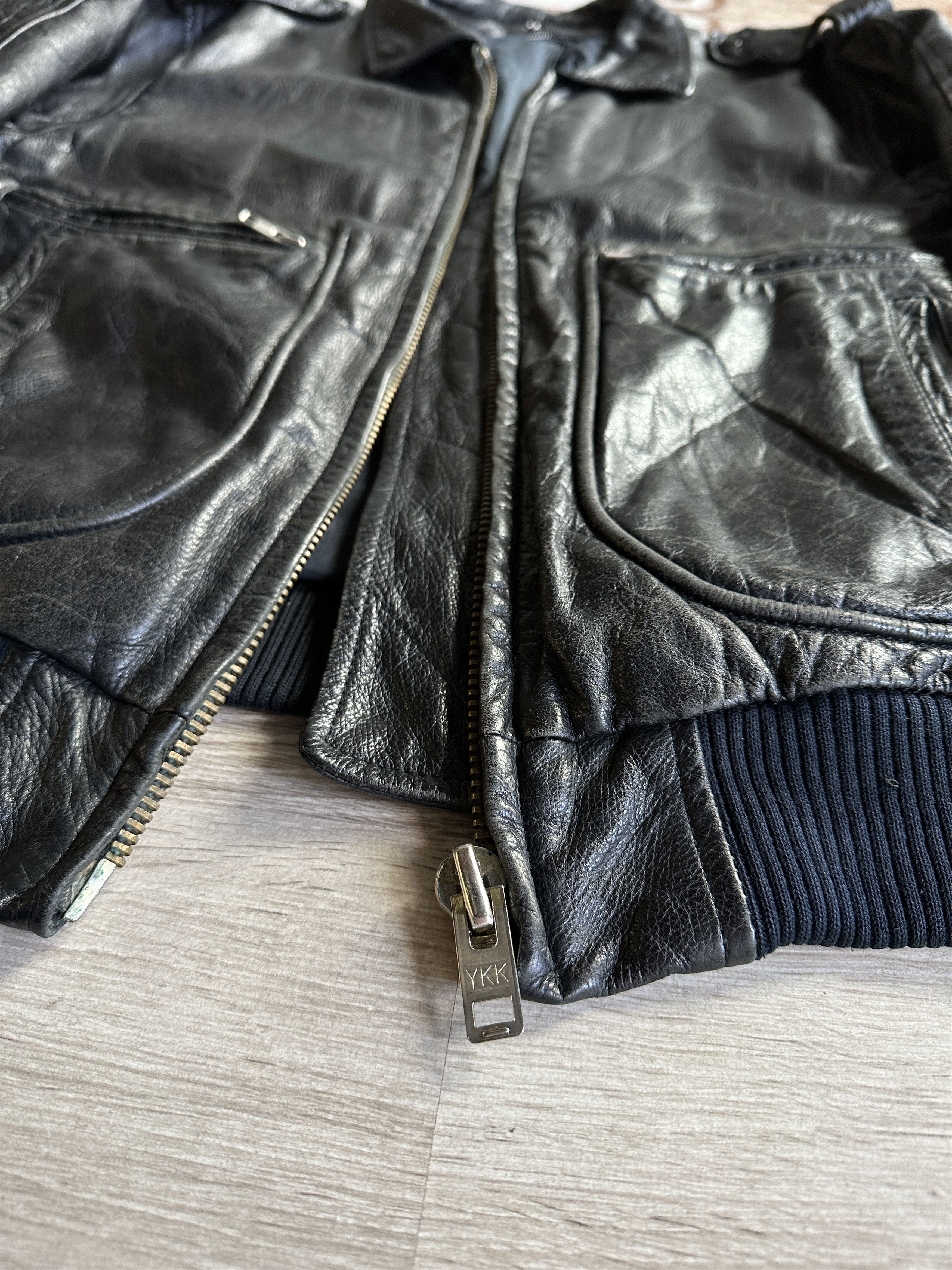 Vintage Vintage Leather Aviator Bomber Jacket 7863AC Size US L / EU 52-54 / 3 - 4 Thumbnail