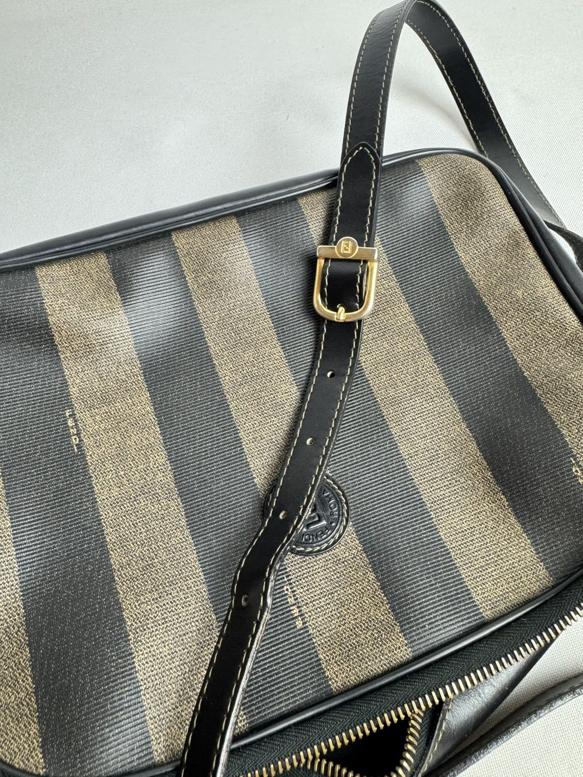 Fendi Vintage Fendi Peguin Crossbody Bag Canvas Size ONE SIZE - 15 Thumbnail