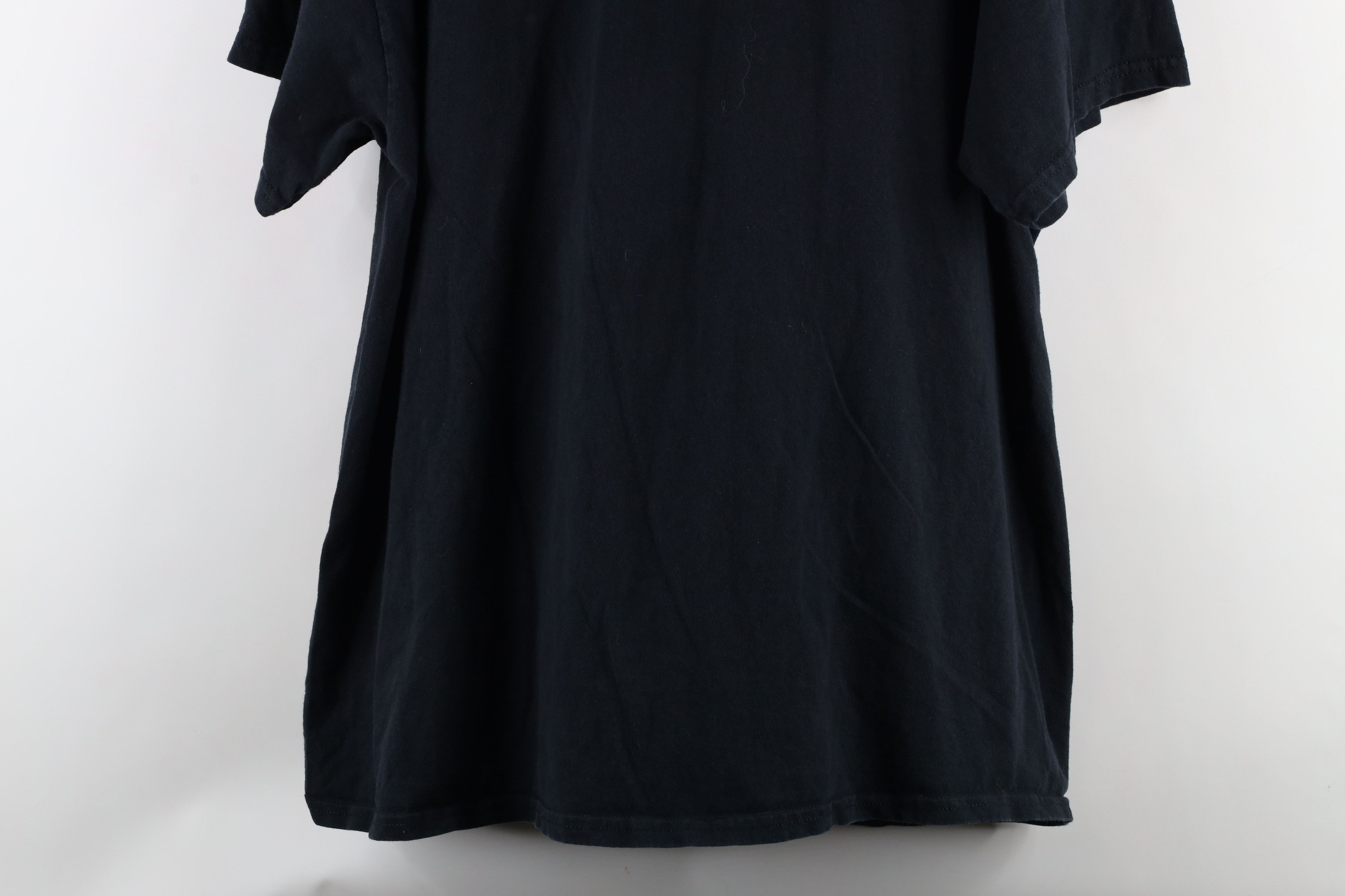 Vintage Vintage Vehicle Makes Stops At Your Moms House T-Shirt Black Size US XL / EU 56 / 4 - 9 Thumbnail