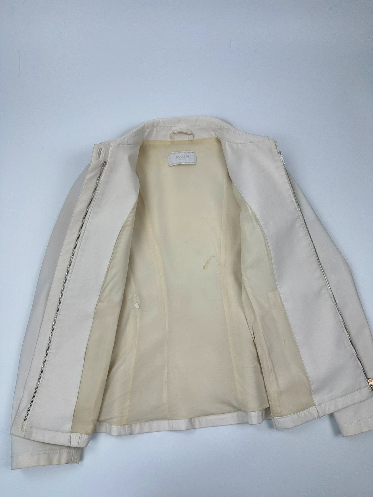Prada Prada Milano FW1997 White Class Dress Shirt Jacket Size M / US 6-8 / IT 42-44 - 10 Thumbnail
