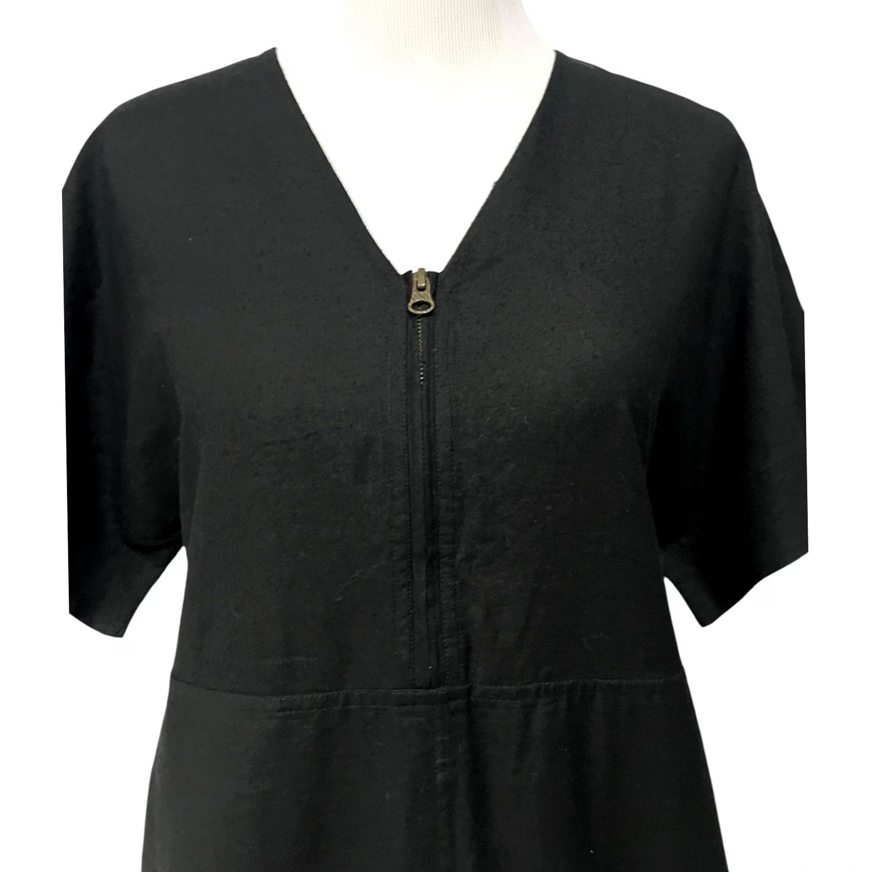 Billy Reid VINTAGE Billy Reid Women’s Jumpsuit Silk Black Short Sleeves Pockets Romper XS Size 26" / US 2 / IT 38 - 3 Thumbnail