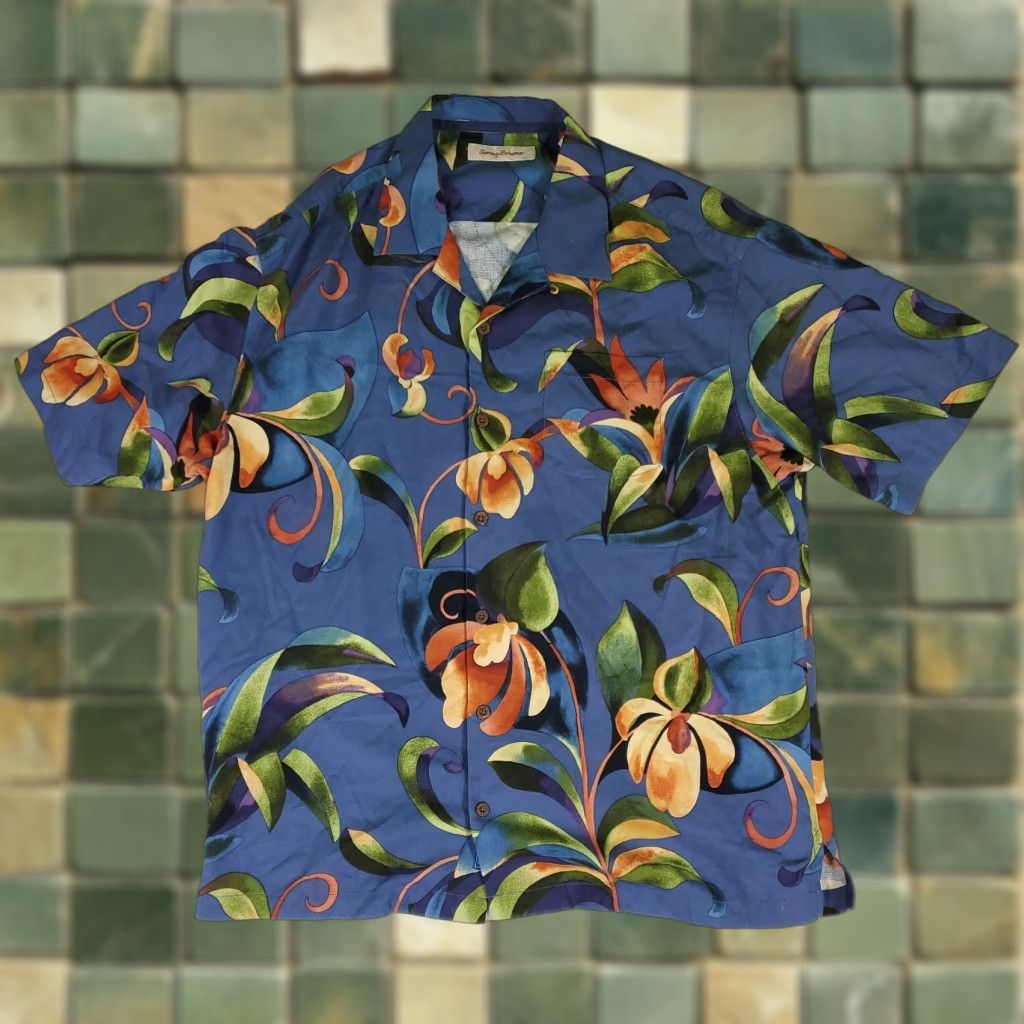 Tommy Bahama Tommy Bahama Shirt Camp Shirt Hawaiian Silk Allover Orchid Print Mens XL Short Sleeve Button-Up Multicolor Size US XL / EU 56 / 4 - 1 Thumbnail