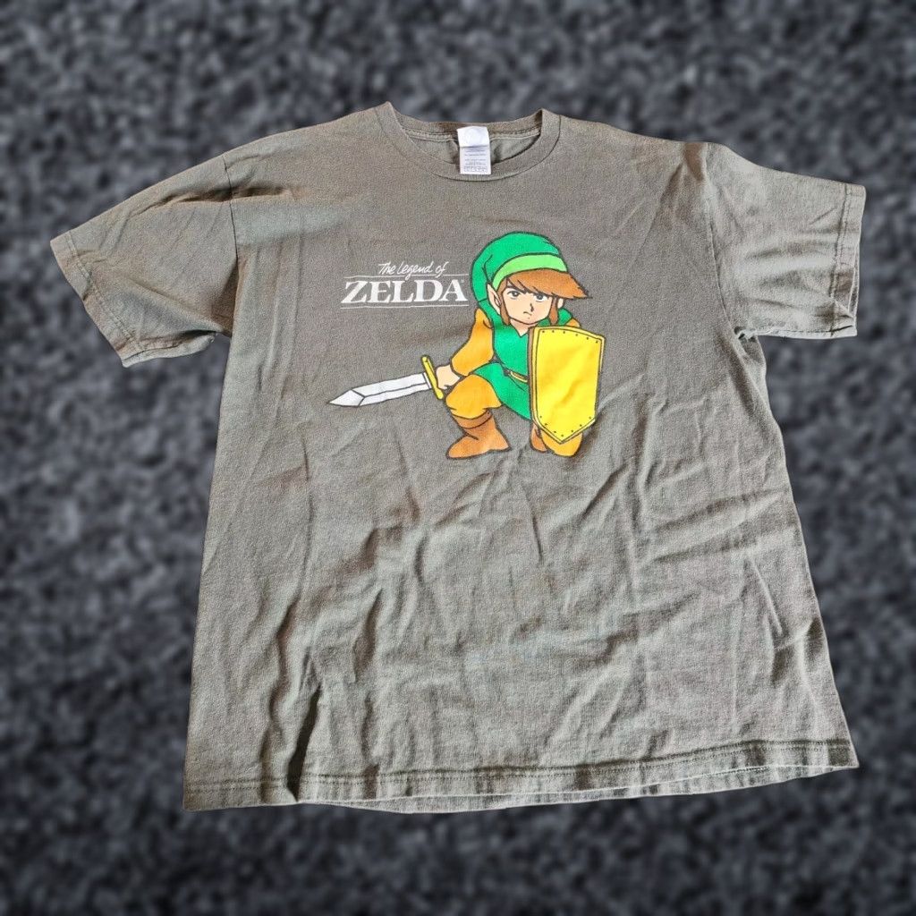 Delta VINTAGE Delta Legend of Zelda T Shirt Mens L Green 1990s Distressed Graphic Tee Crew Neck Size US L / EU 52-54 / 3 - 1 Thumbnail
