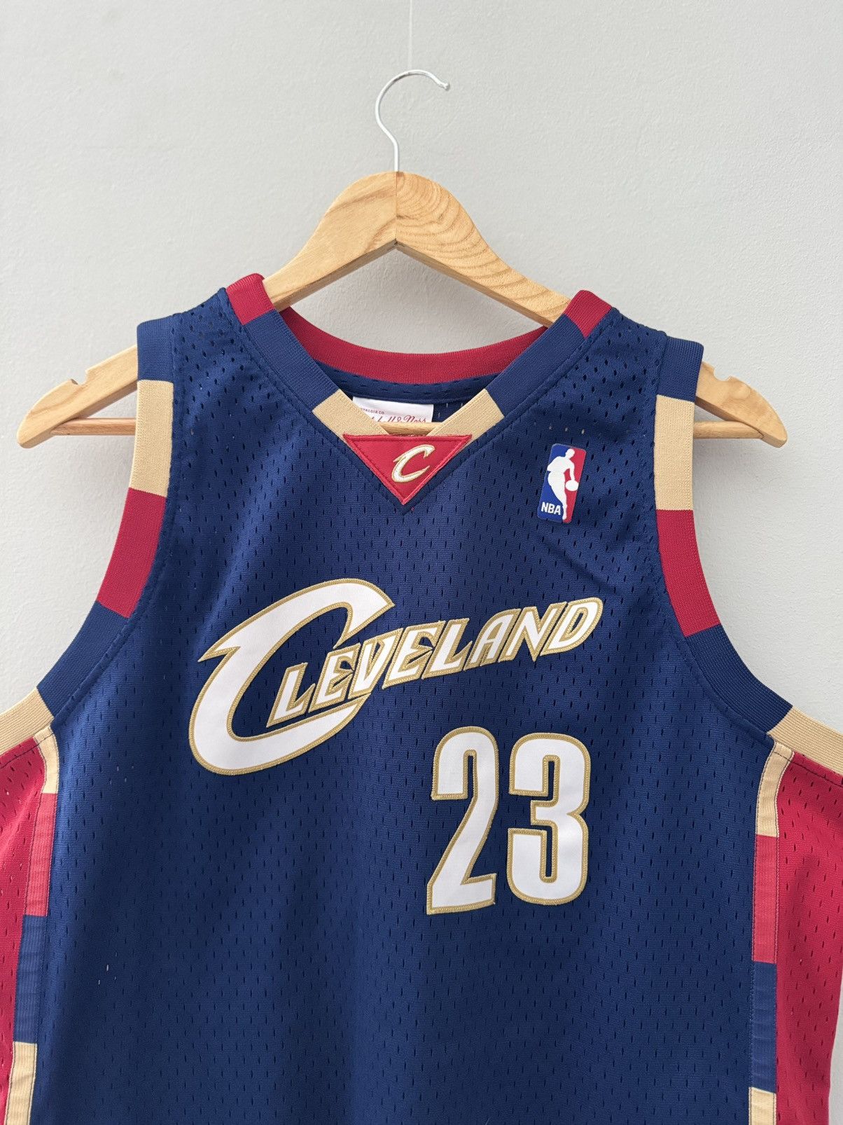 NBA Cleveland Cavaliers #23 LeBron James Jersey Blue Size US S / EU 44-46 / 1 - 2 Thumbnail