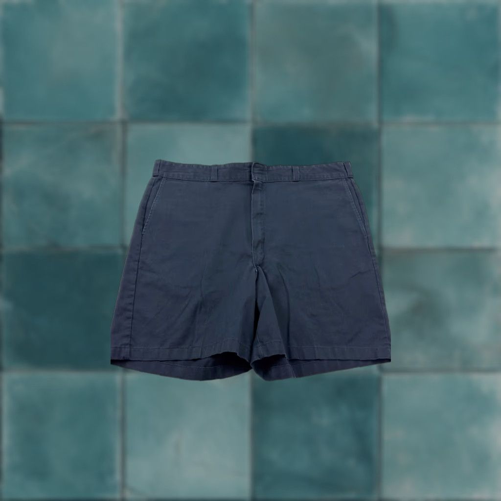 Dickies Dickies Shorts Mens 42 Navy Blue Relaxed Fit Workwear Casual Polyester Blend Size US 42 / EU 58 - 1 Thumbnail