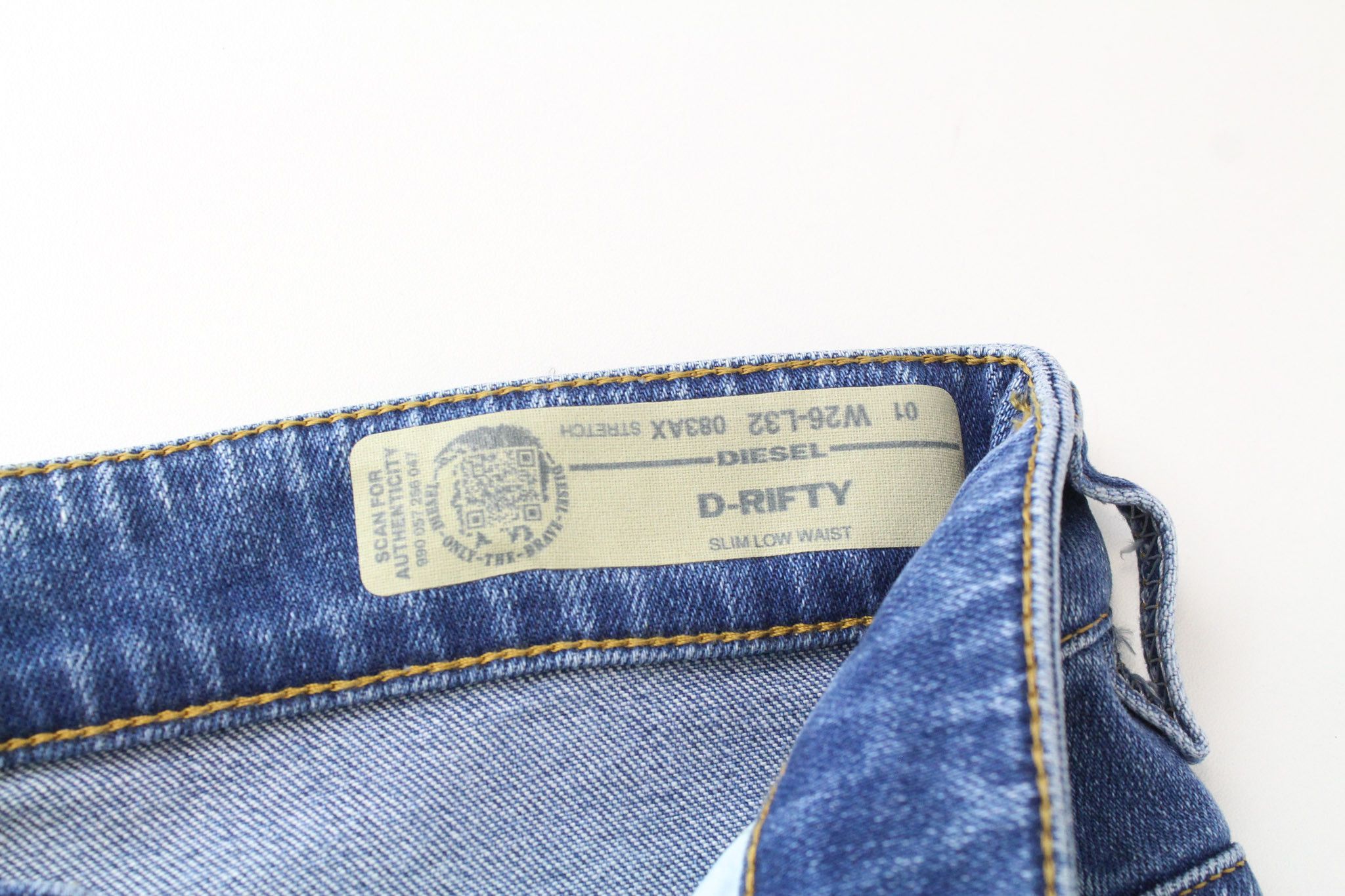 Diesel D-RIFTY 083AX W26/L32 Blue Distressed Jeans 70466 Size 26" / US 2 / IT 38 - 5 Thumbnail