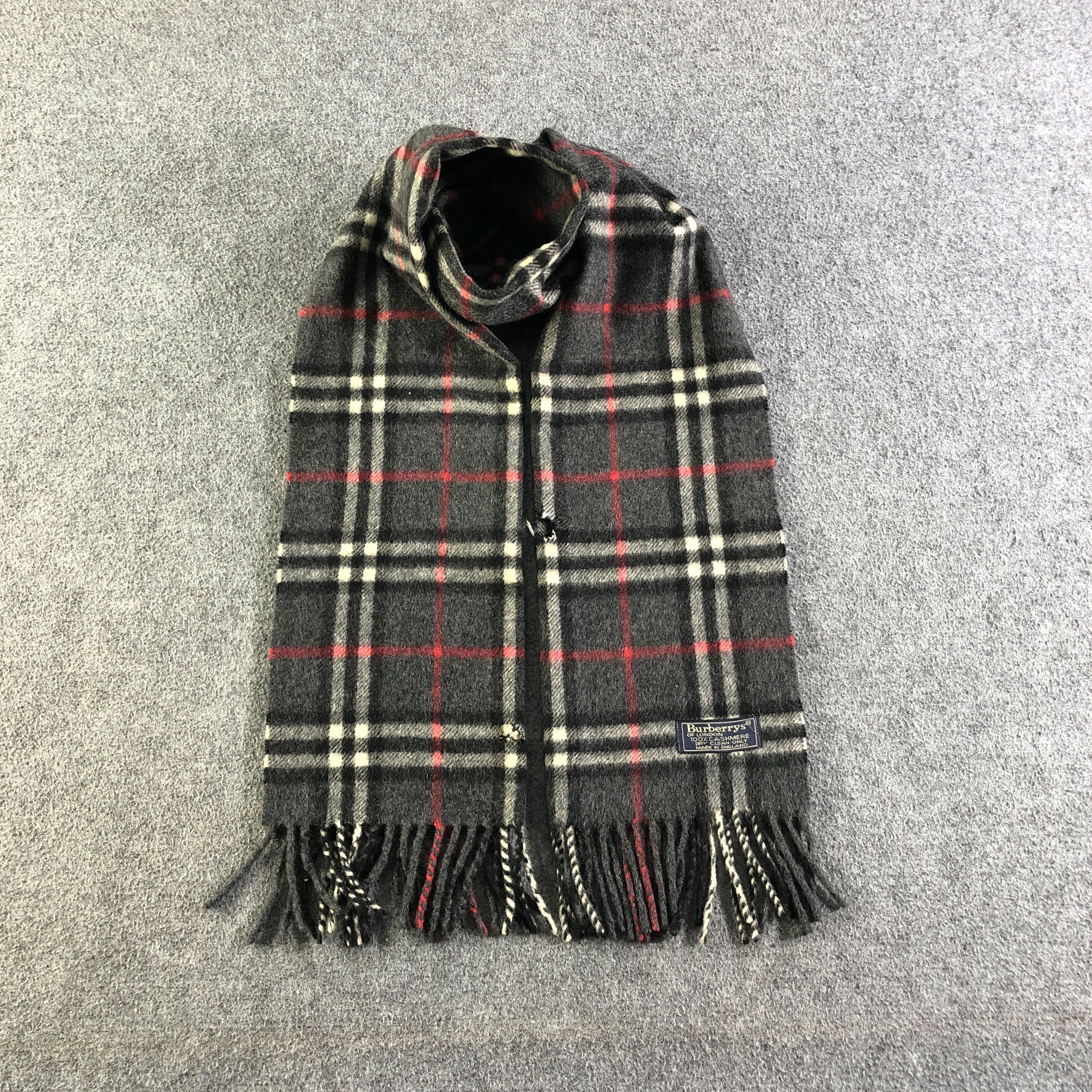 Burberrys Nova Check Cashmere Scarf Muffler Neckwear V2673
