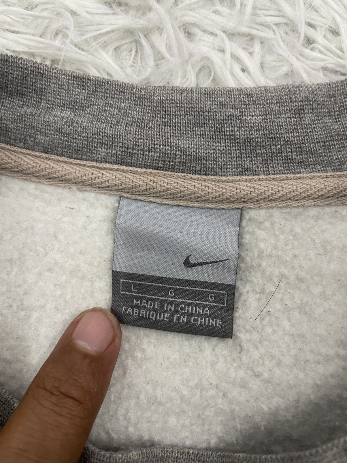 Nike Vintage Nike Air Sweatshirt Size US L / EU 52-54 / 3 - 10 Thumbnail