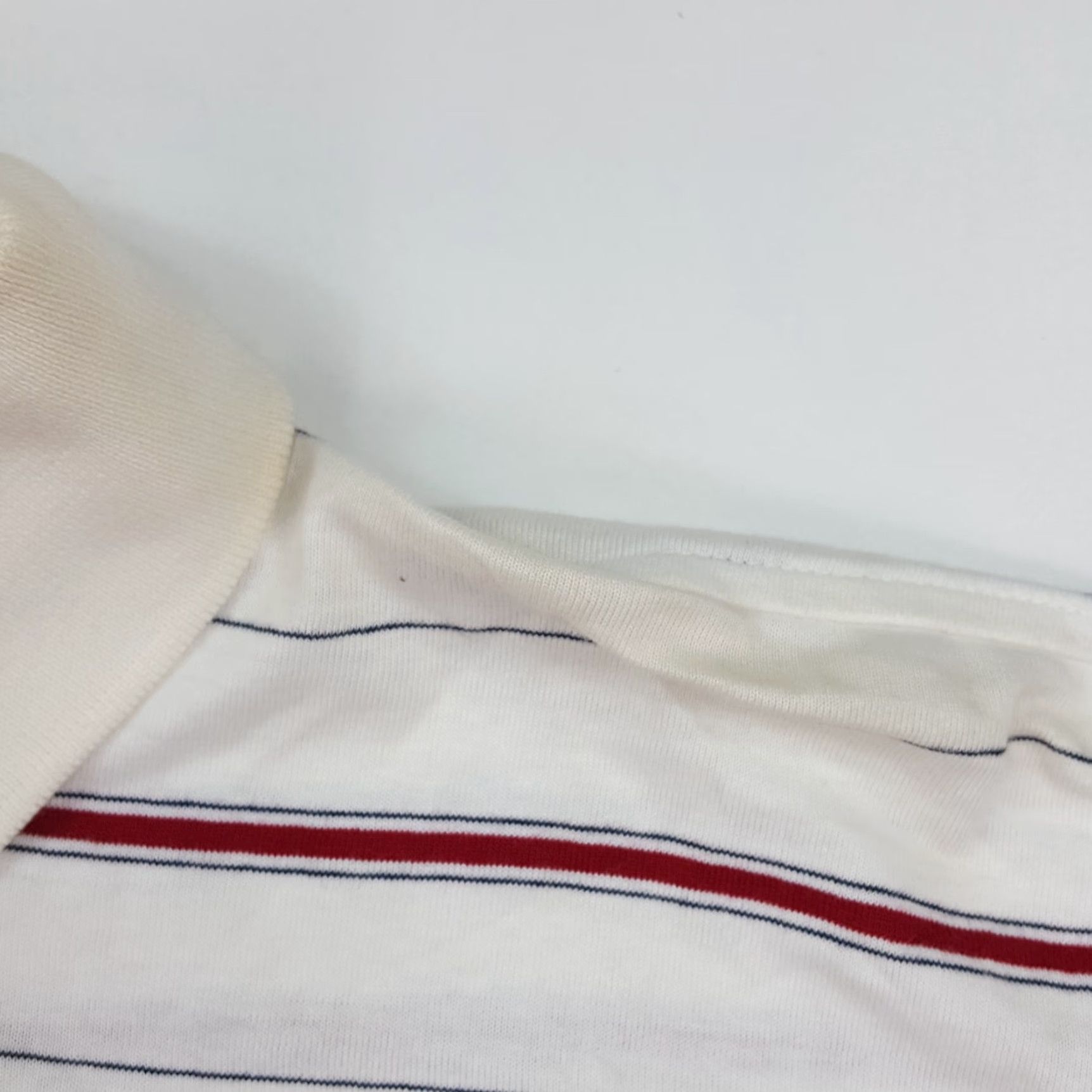 Tommy Hilfiger VINTAGE Tommy Hilfiger Golf Striped Collared Polo Shirt Men's Large White 90s Preppy Casual Sports Tennis Golf Shirt Size US L / EU 52-54 / 3 - 3 Thumbnail