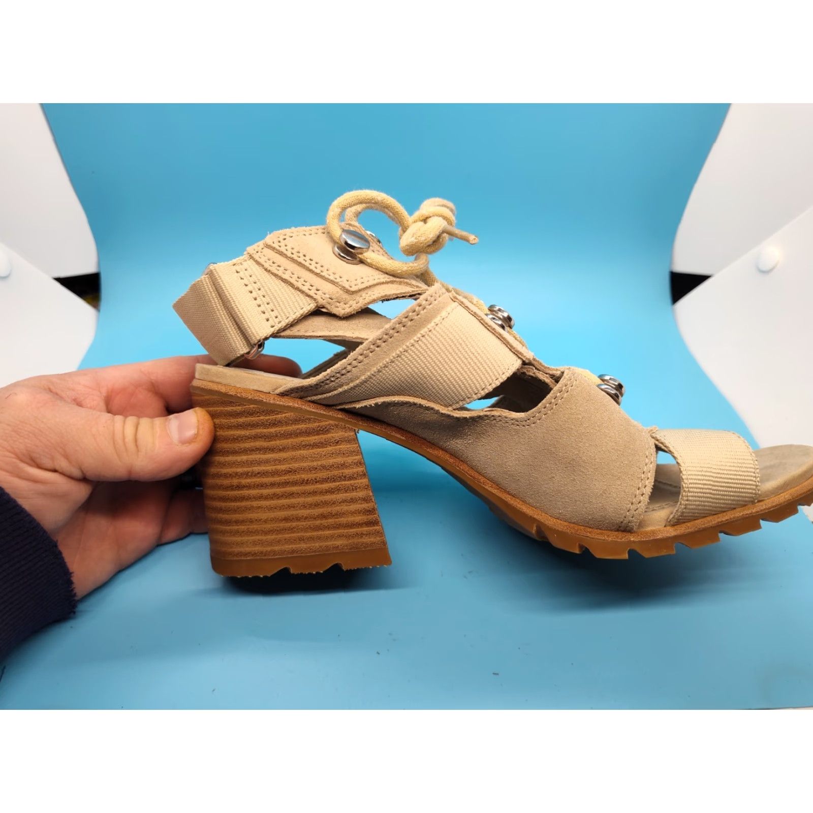 SOREL VINTAGE Sorel Women’s Sandal Kid Adult Size 9.5 Beige Suede Casual Summer Spring Fall Size US 7.5 / IT 37.5 - 2 Thumbnail