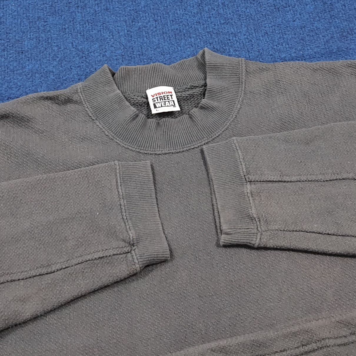 Vision Streetwear Vintage Vision Streetwear Long Sleeve Tshirt Size US M / EU 48-50 / 2 - 4 Thumbnail