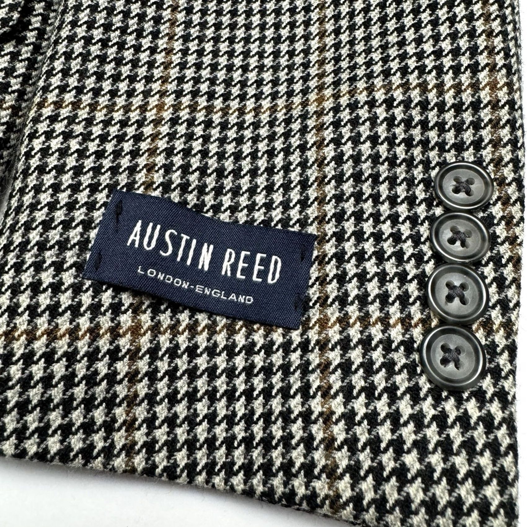 Austin Reed VTG Austin Reed Blazer Sport Coat 3 Piece Houndstooth Tweed USA 38R Mens Gray Jacket Coat Blazer Regular Fit Size 38R - 4 Thumbnail