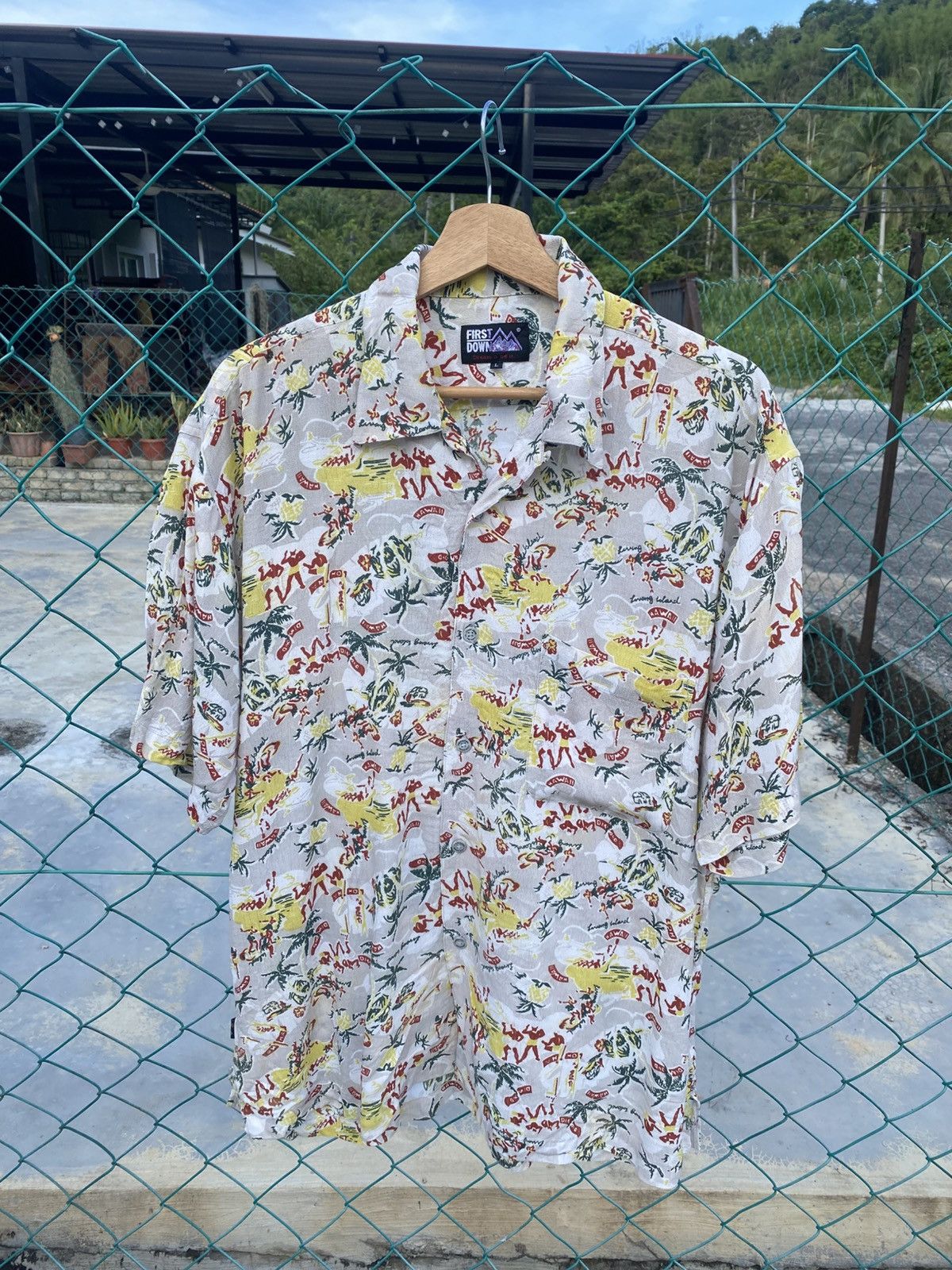 Japanese Brand First Down 100% rayon crape hawaiian shirts Size US XL / EU 56 / 4 - 1 Thumbnail
