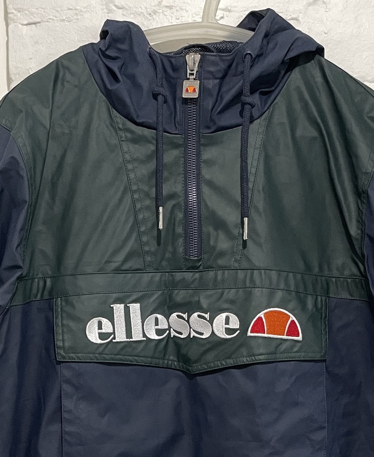 Ellesse Ellesse Jacket Like New Size US L / EU 52-54 / 3 - 2 Thumbnail