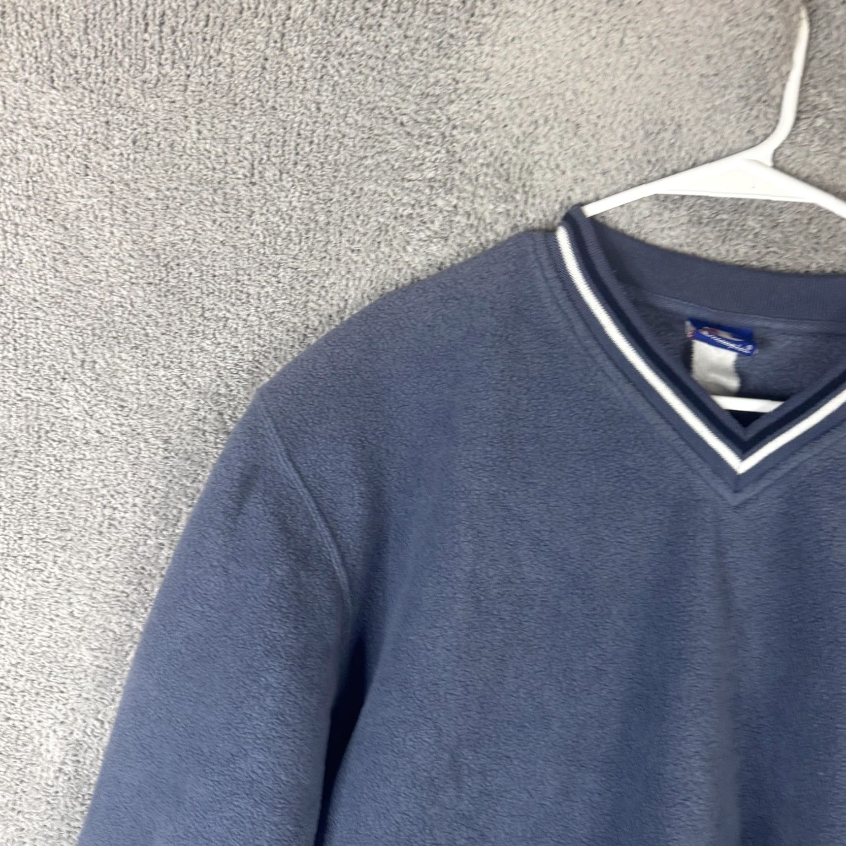 Champion Champion Sweatshirt Mens XL Blue V-Neck Fleece Pullover Logo C Striped Trim Pullover, All Seasons, Polyester, Regular Fit, Winter, Long Sleeve Size US XL / EU 56 / 4 - 5 Thumbnail