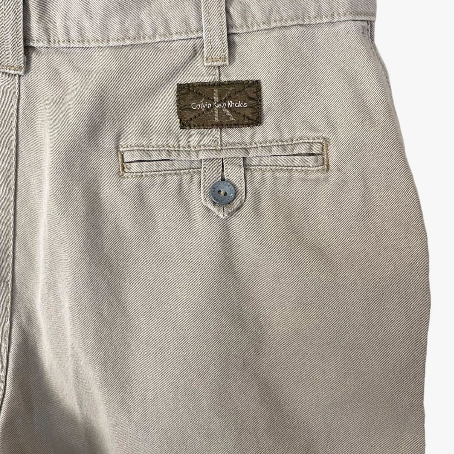 Calvin Klein VINTAGE Calvin Klein Khaki Chino Shorts Tan Womens Size 7 High-Waist Classic USA Chino Shorts 90s Women's Calv in USA Size 28" / US 6 / IT 42 - 7 Thumbnail