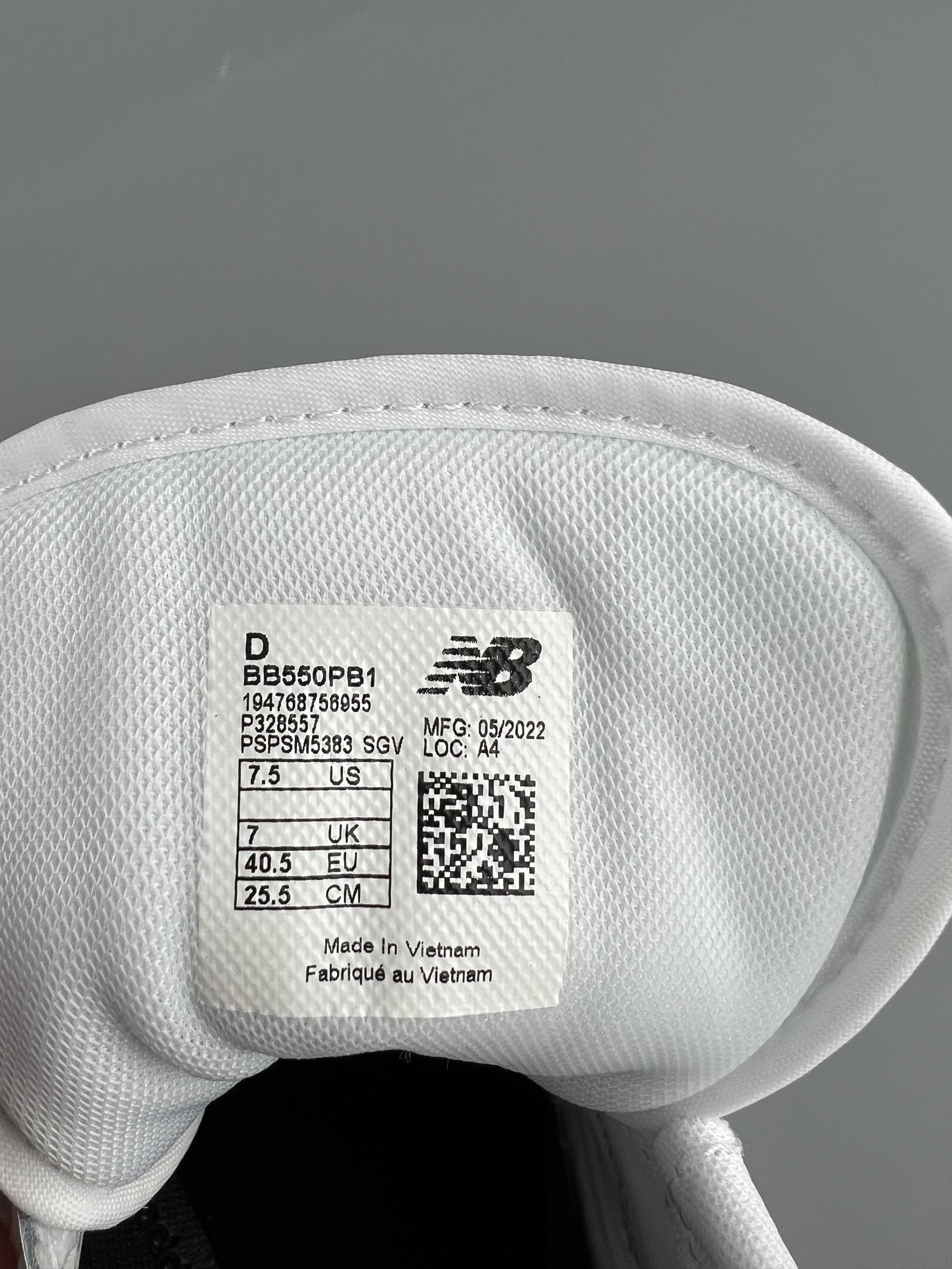 New Balance New Balance 550 White Leather Sneakers US7.5 Size US 7.5 / EU 40-41 - 8 Thumbnail