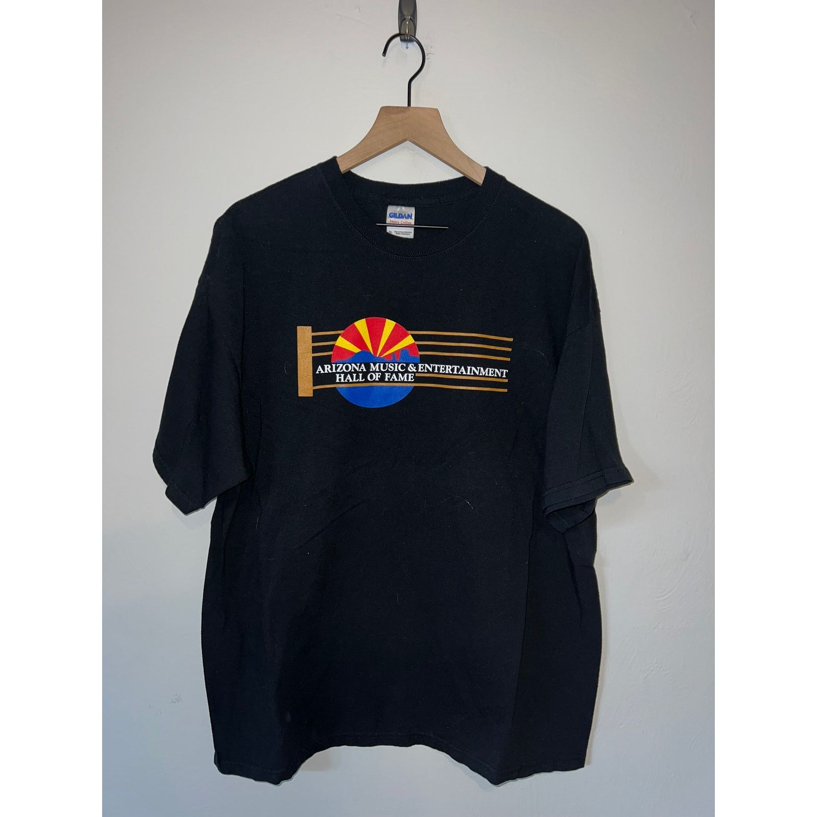 Gildan Y2K AZ Arizona Music & Entertainment Hall Of Fame Shirt XL Size US XL / EU 56 / 4 - 1 Thumbnail