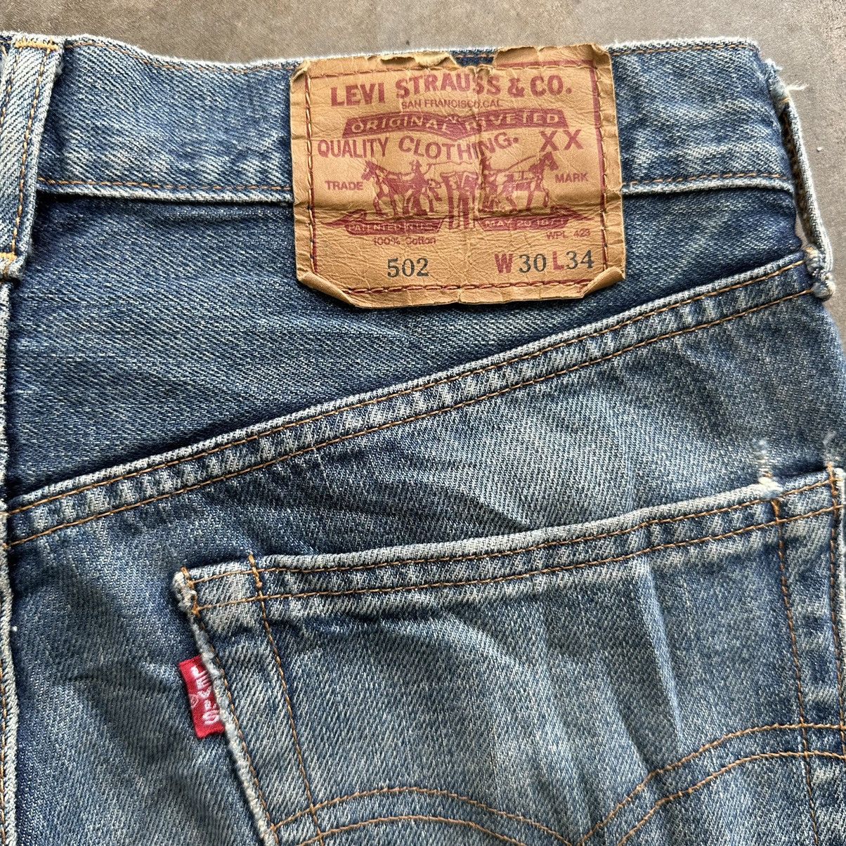 Japanese Brand Vtg🔥Levi’s 502 Talon Selvedge Distressed Faded Denim Jean Size US 30 / EU 46 - 17 Thumbnail