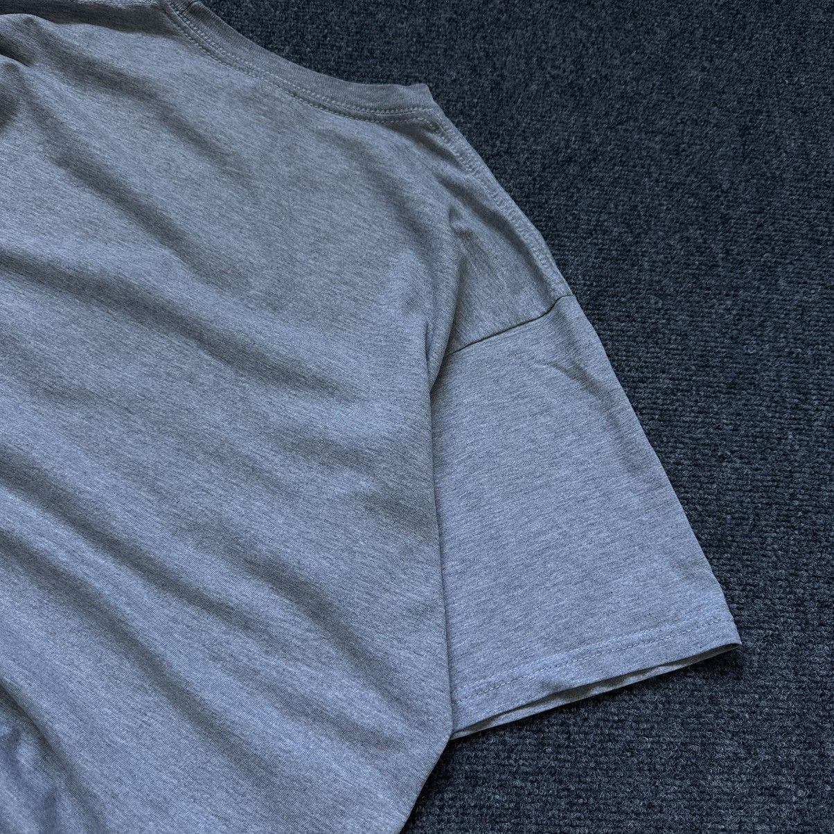 Obey VTG Adult Obey T-shirts Big Logo Size L Y2K 00s USa Hype Size US L / EU 52-54 / 3 - 11 Thumbnail