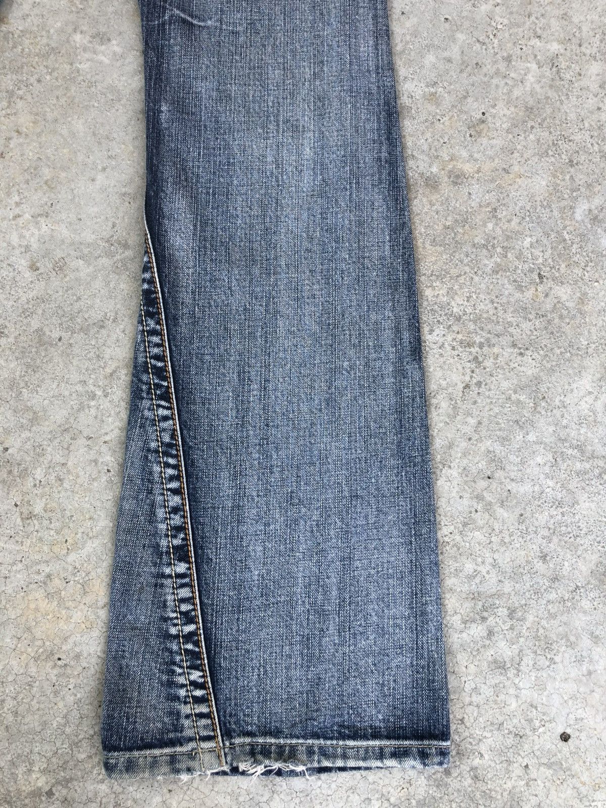 If Six Was Nine Semantic Design Flared Jeans Snake Skin Distressed Jeans Size US 30 / EU 46 - 12 Thumbnail