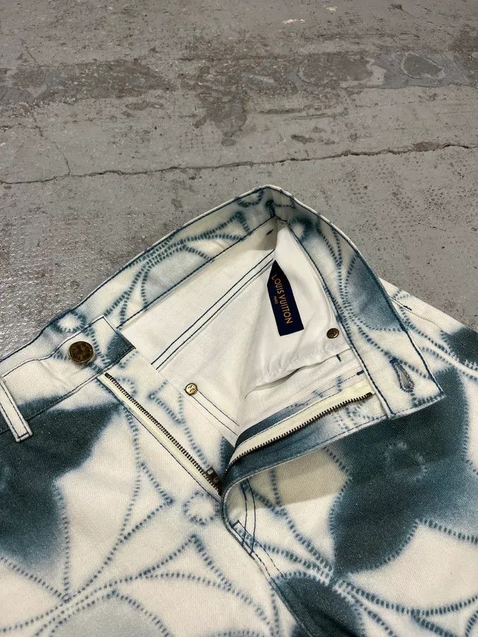 Louis Vuitton Louis Vuitton Blurred Logo Cream & Blue Pants Size US 32 / EU 48 - 12 Thumbnail